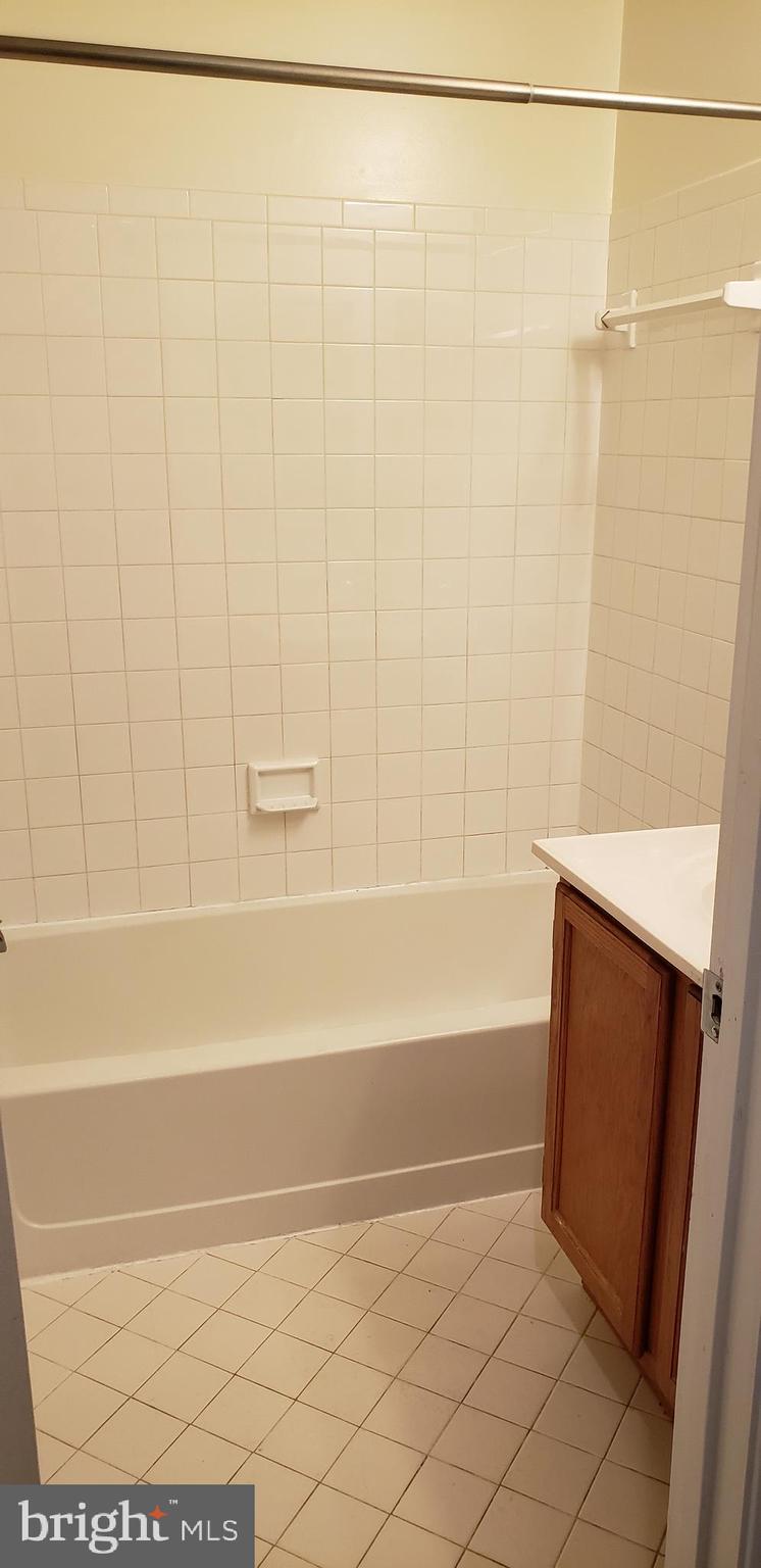 BALLSFORD - Residential Lease