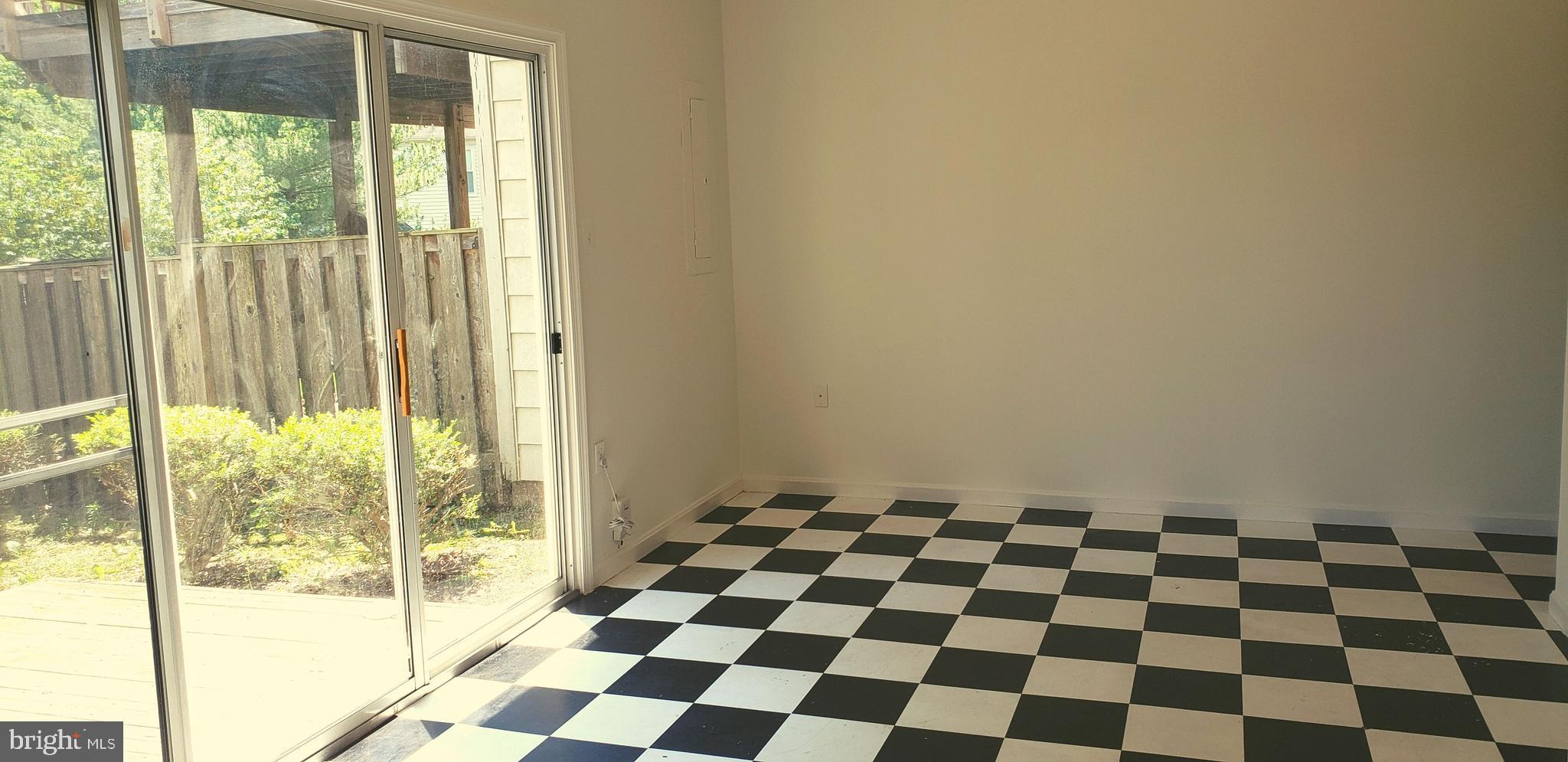 BALLSFORD - Residential Lease