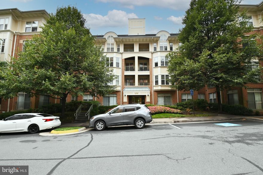 Luxury 2BD/2BA condo across the street from vibrant Reston Town Center. The secured building offers many amenities including swimming pool, gym, party room and much more. Enjoy cozy fireplace and enjoy walk/bike trails. Walk to shopping, fine dining and nightlife.