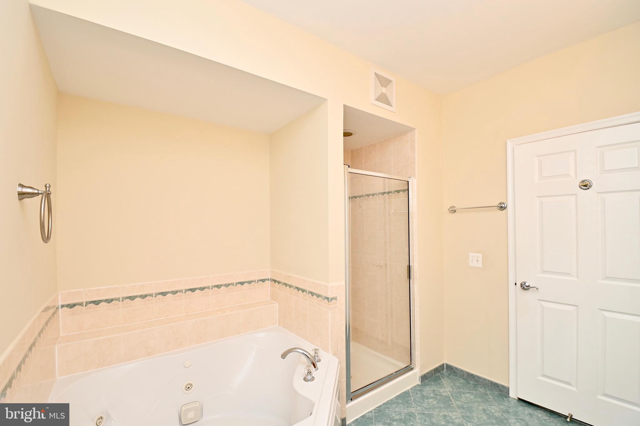 STRATFORD - Residential Lease