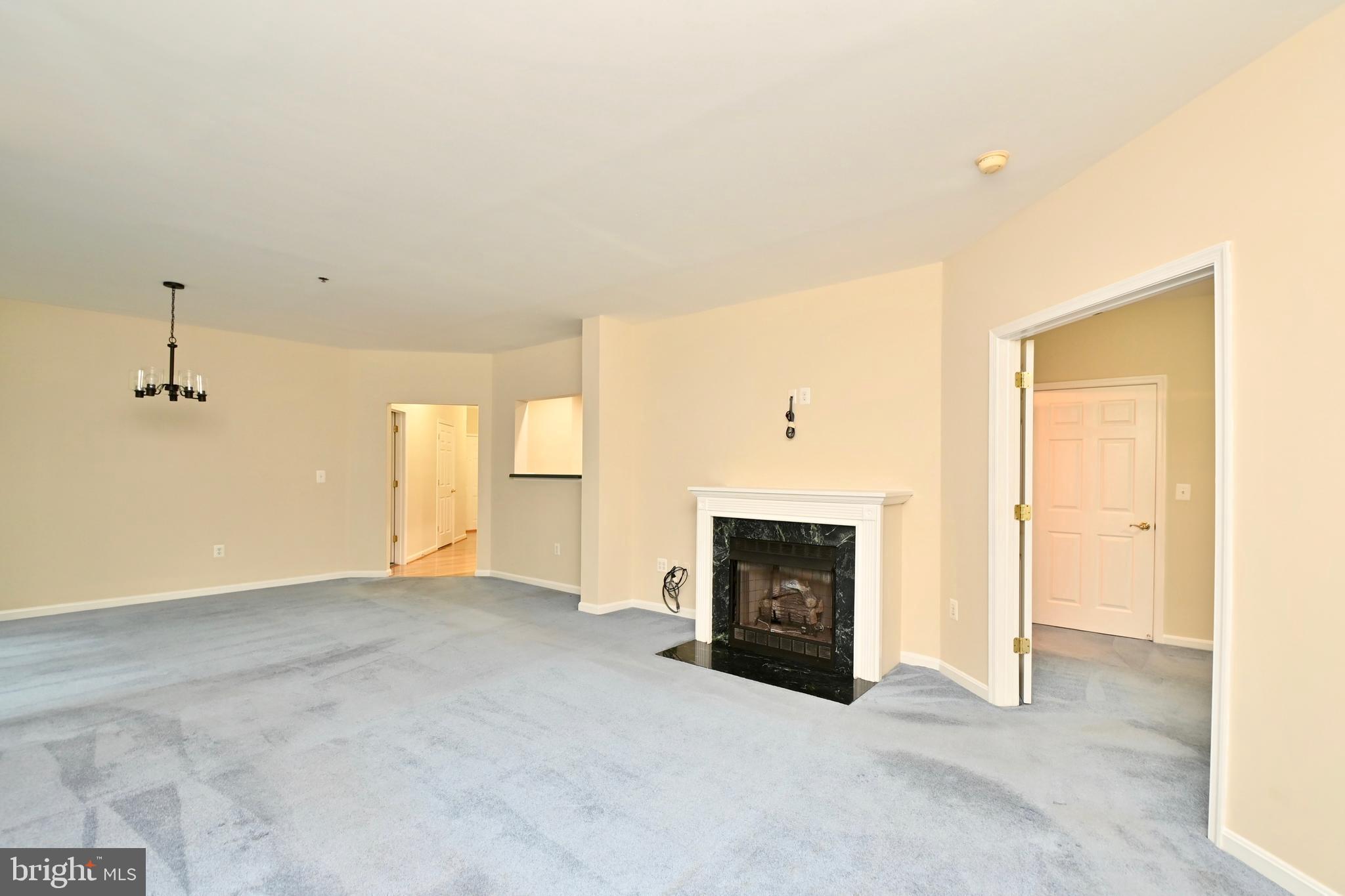 STRATFORD - Residential Lease