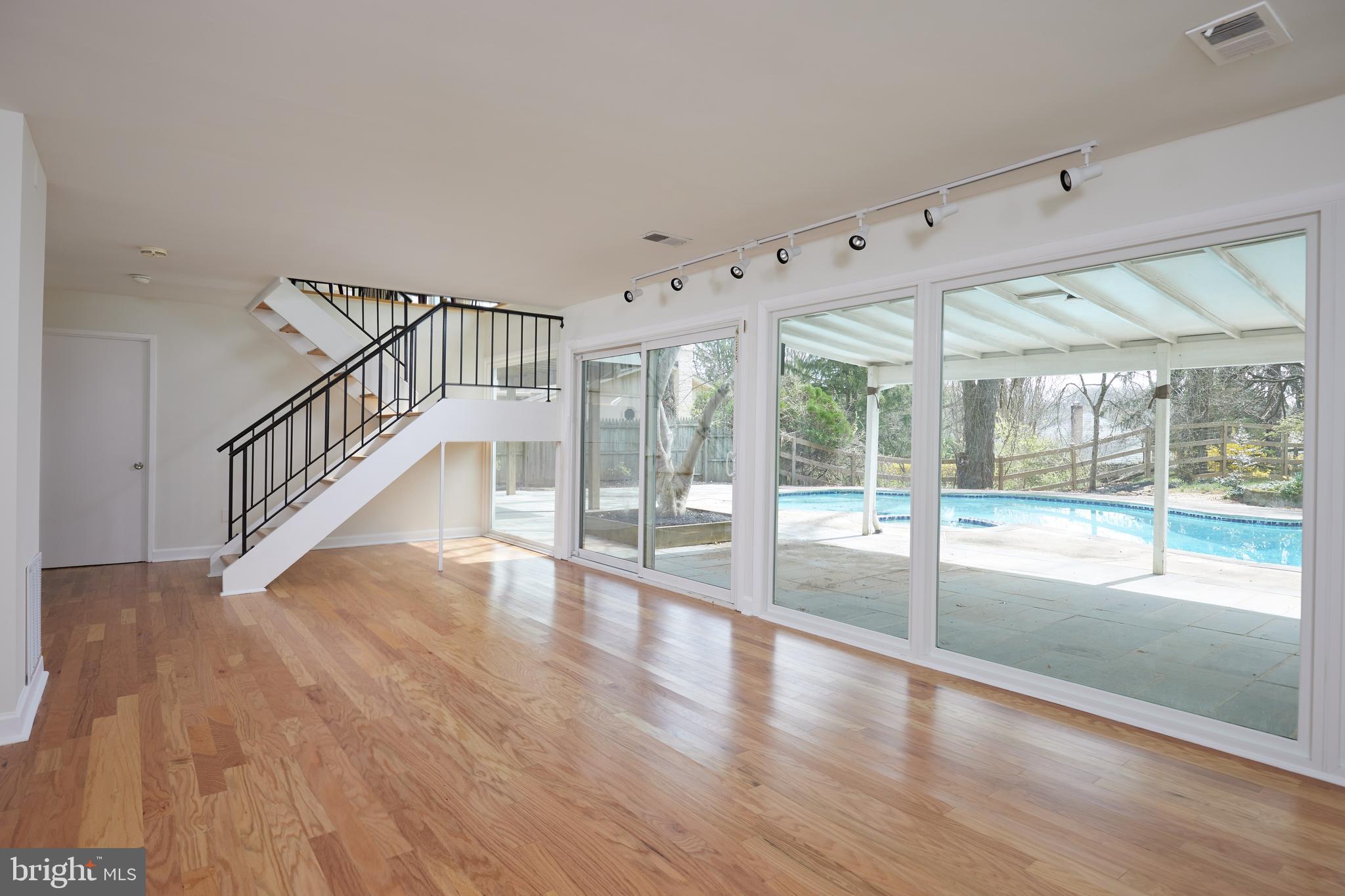 GLEN PARK - Residential