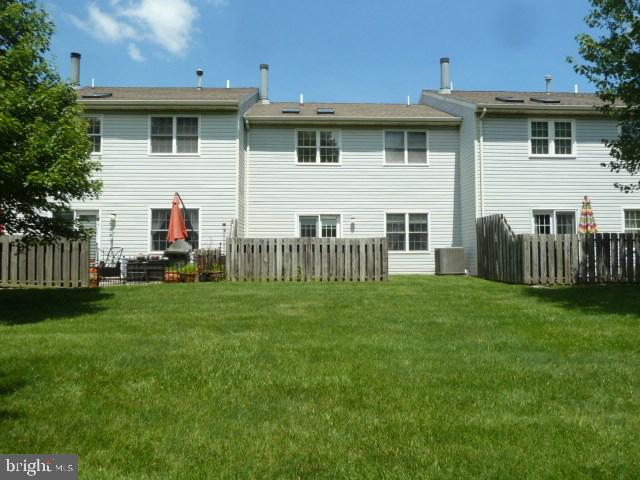 SPRINGETTS OAKS CONDOS - Residential