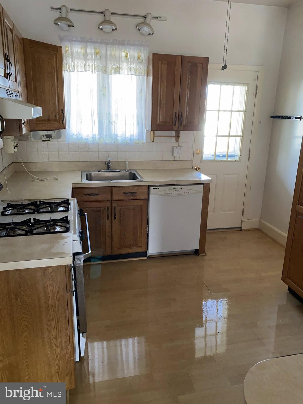 GREEKTOWN - Residential