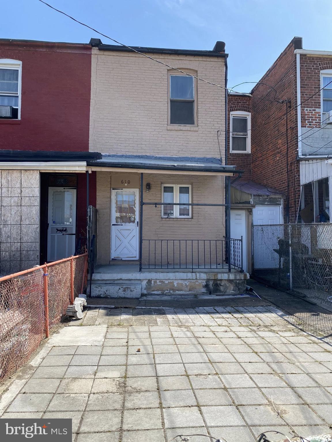 GREEKTOWN - Residential