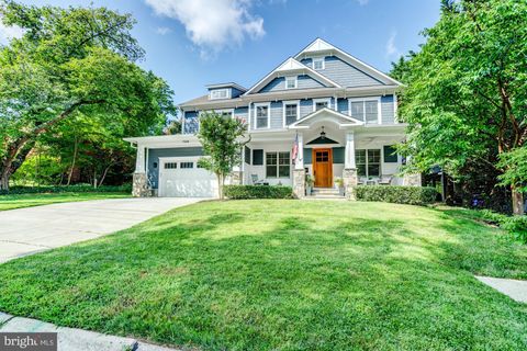 Photo of 7520 WESTFIELD DR, BETHESDA, MD 20817 (MLS # MDMC2079432) Photo of 7520 WESTFIELD DR, BETHESDA, MD 20817 (MLS # MDMC2079432)