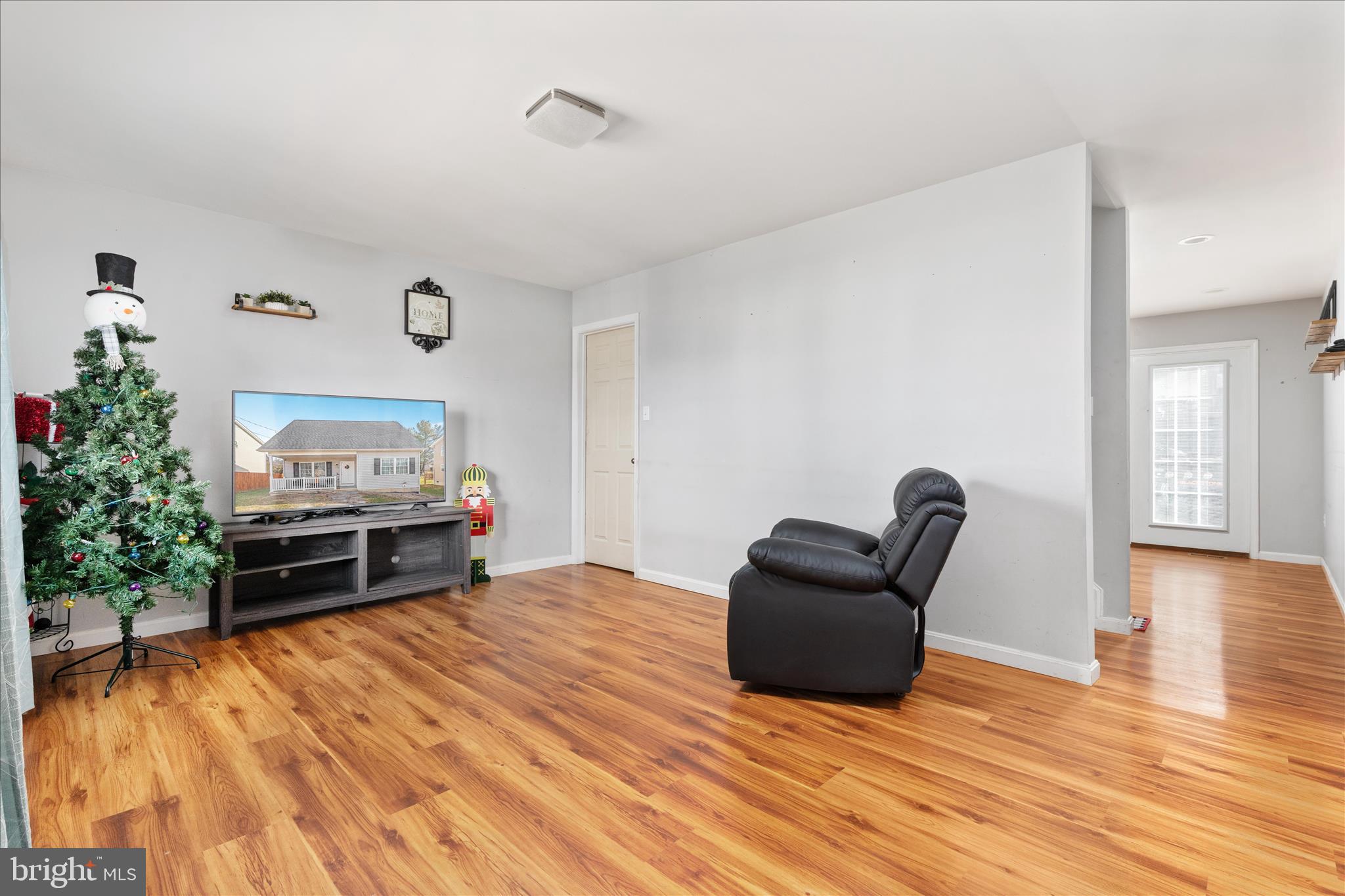 DAVIS STRASBURG - Residential