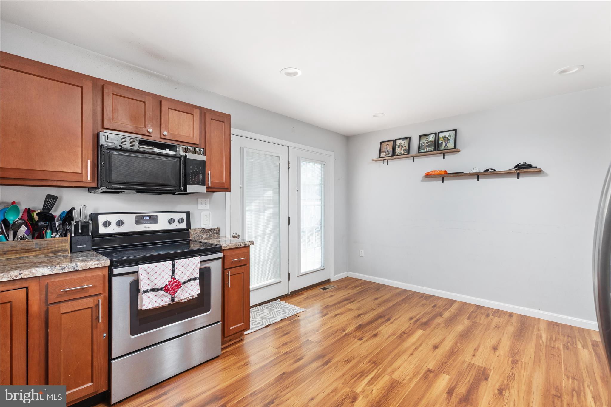 DAVIS STRASBURG - Residential