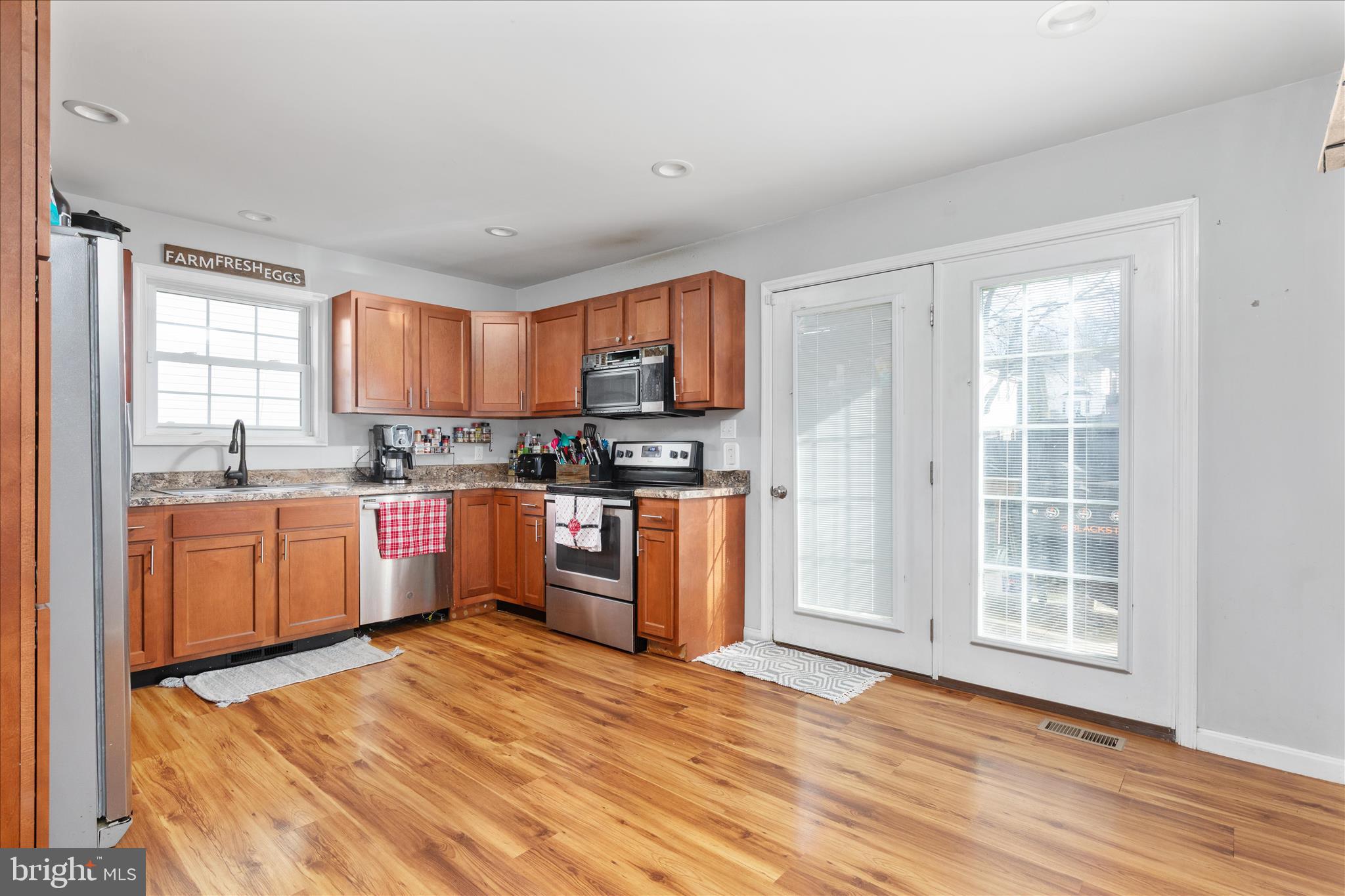 DAVIS STRASBURG - Residential