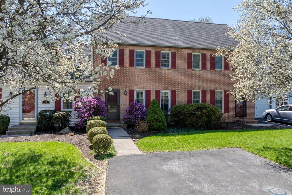 Photo of 424 Deerfield Drive, MOUNT JOY, PA 17552 (MLS # PALA2068012)