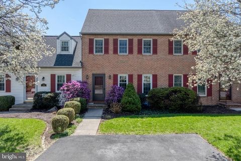 Photo of 424 Deerfield Drive, MOUNT JOY, PA 17552 (MLS # PALA2068012)