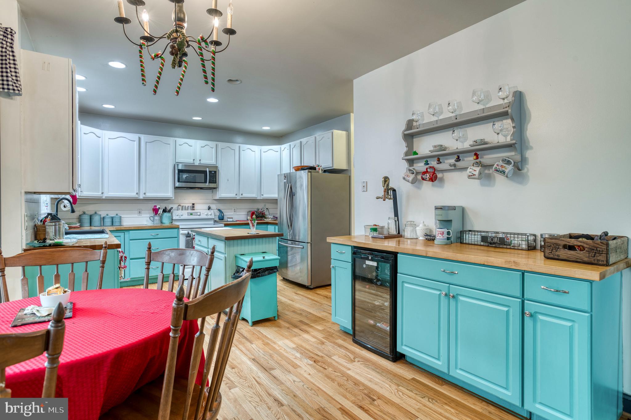 CHESTERFIELD ESTATES - Residential