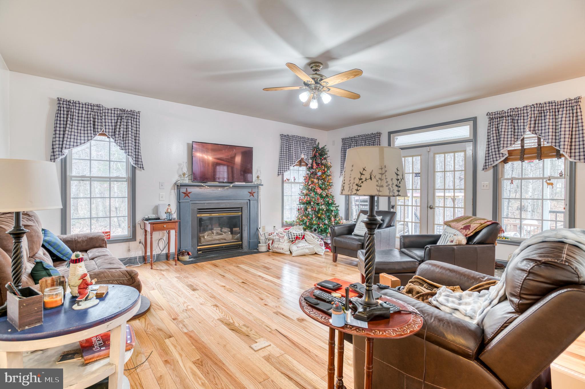 CHESTERFIELD ESTATES - Residential