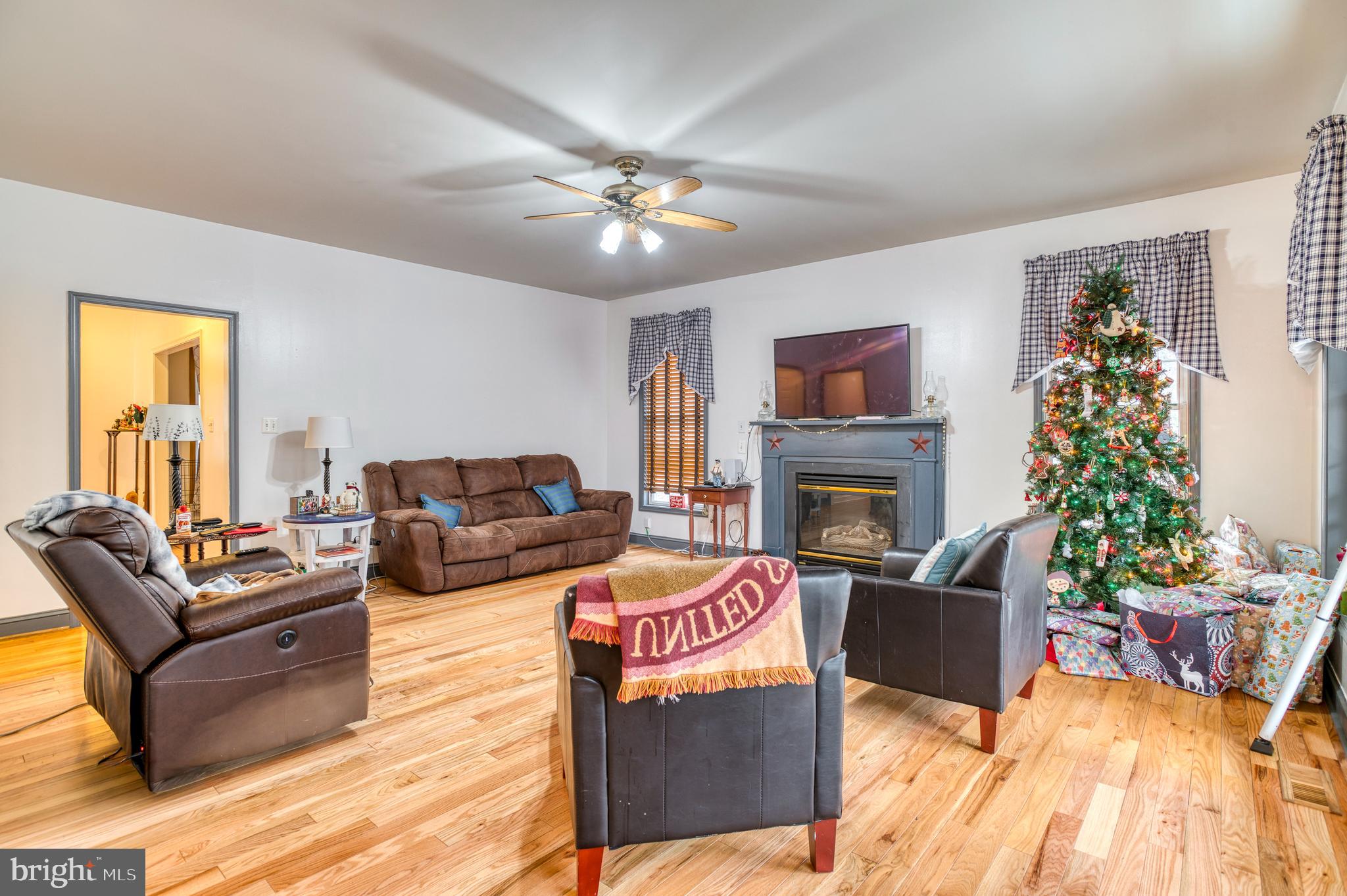 CHESTERFIELD ESTATES - Residential