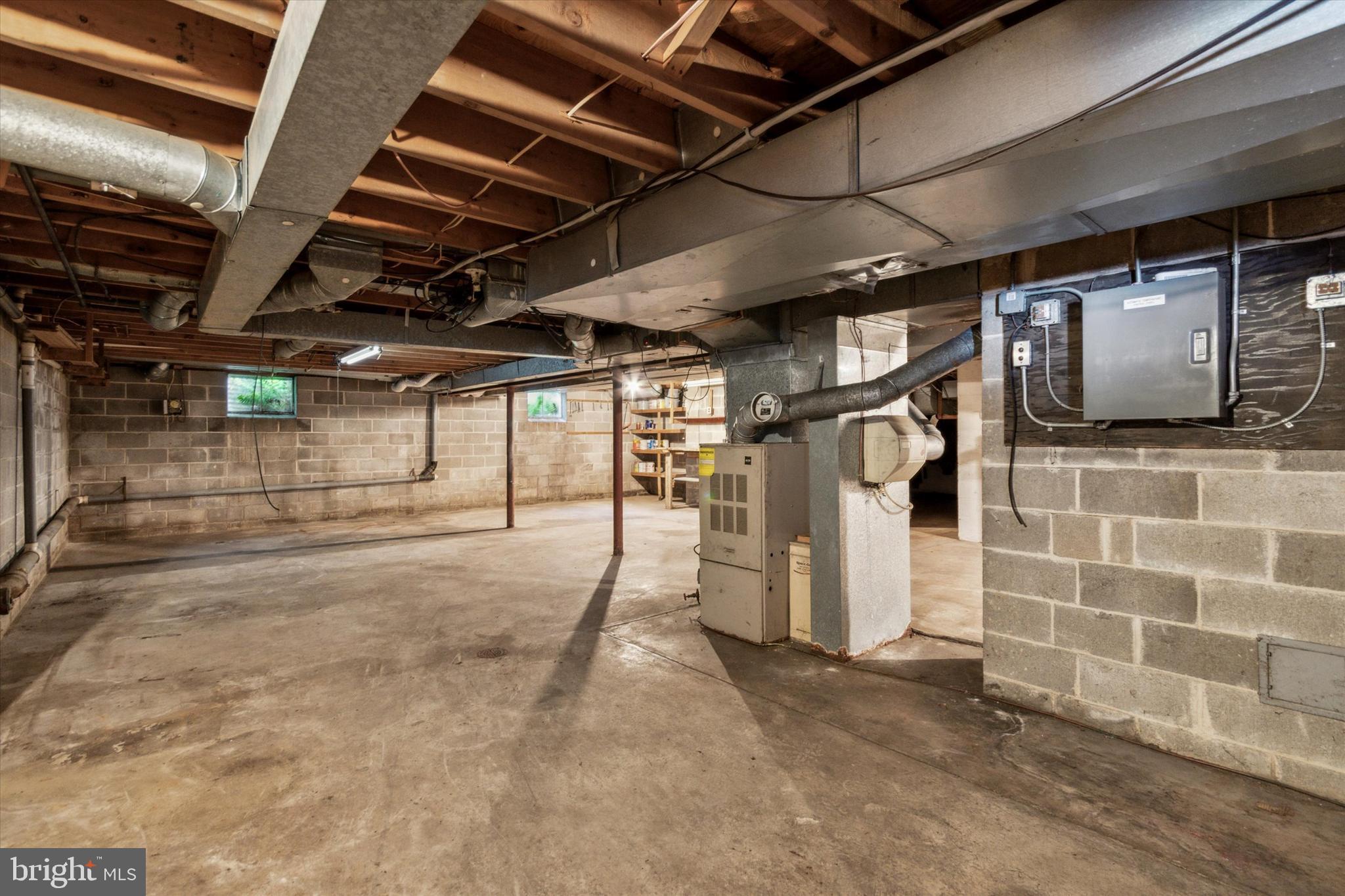 VALLEY FORGE MTN - Residential