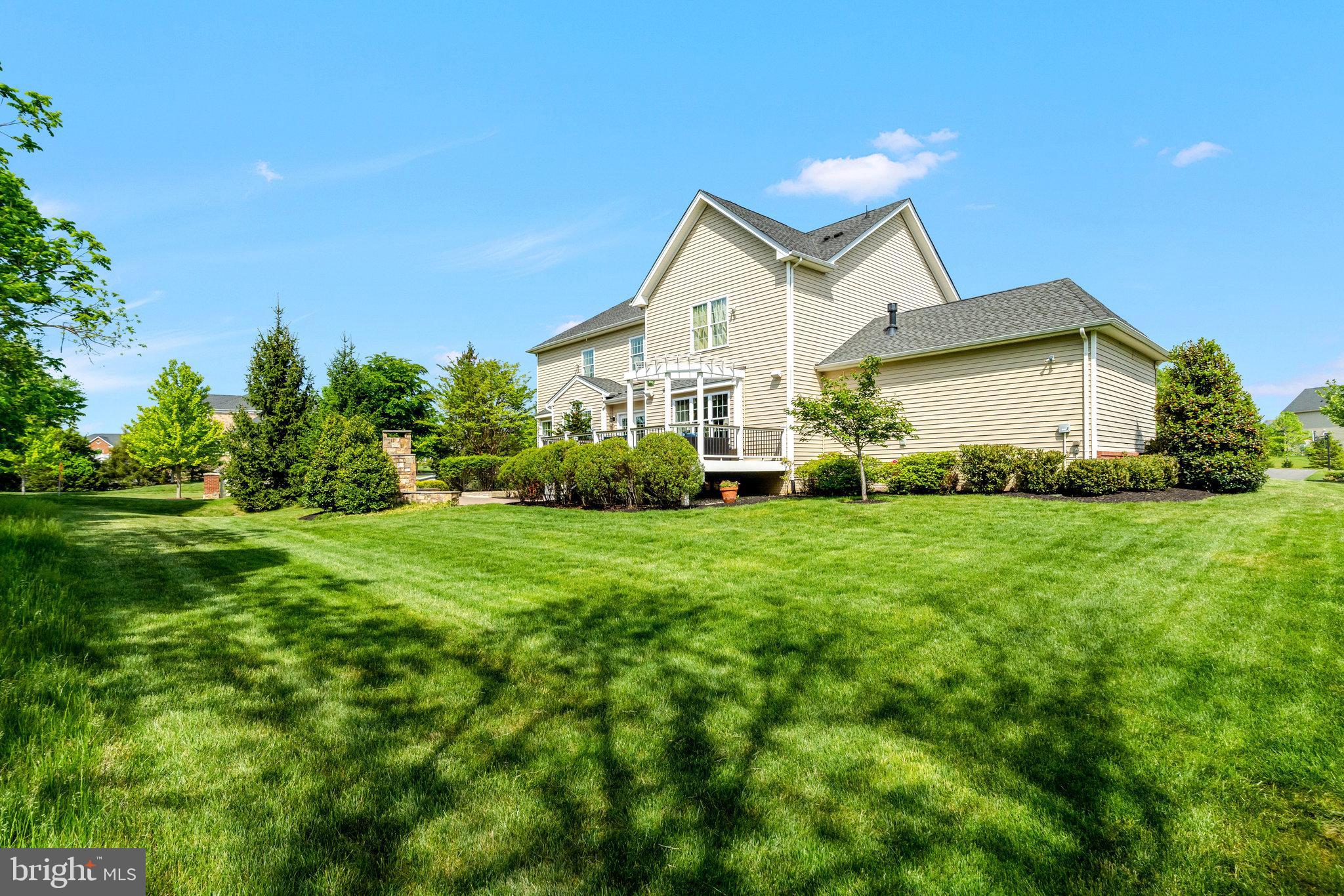 LENAH MILL - THE EXECUTIVES - Residential