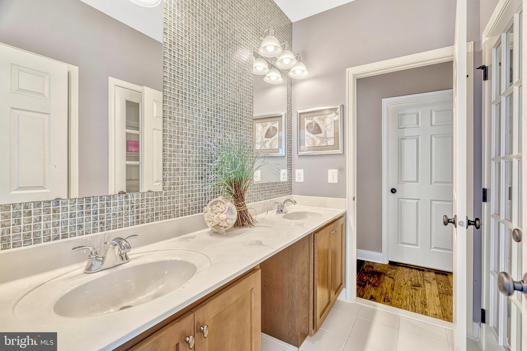 LENAH MILL - THE EXECUTIVES - Residential