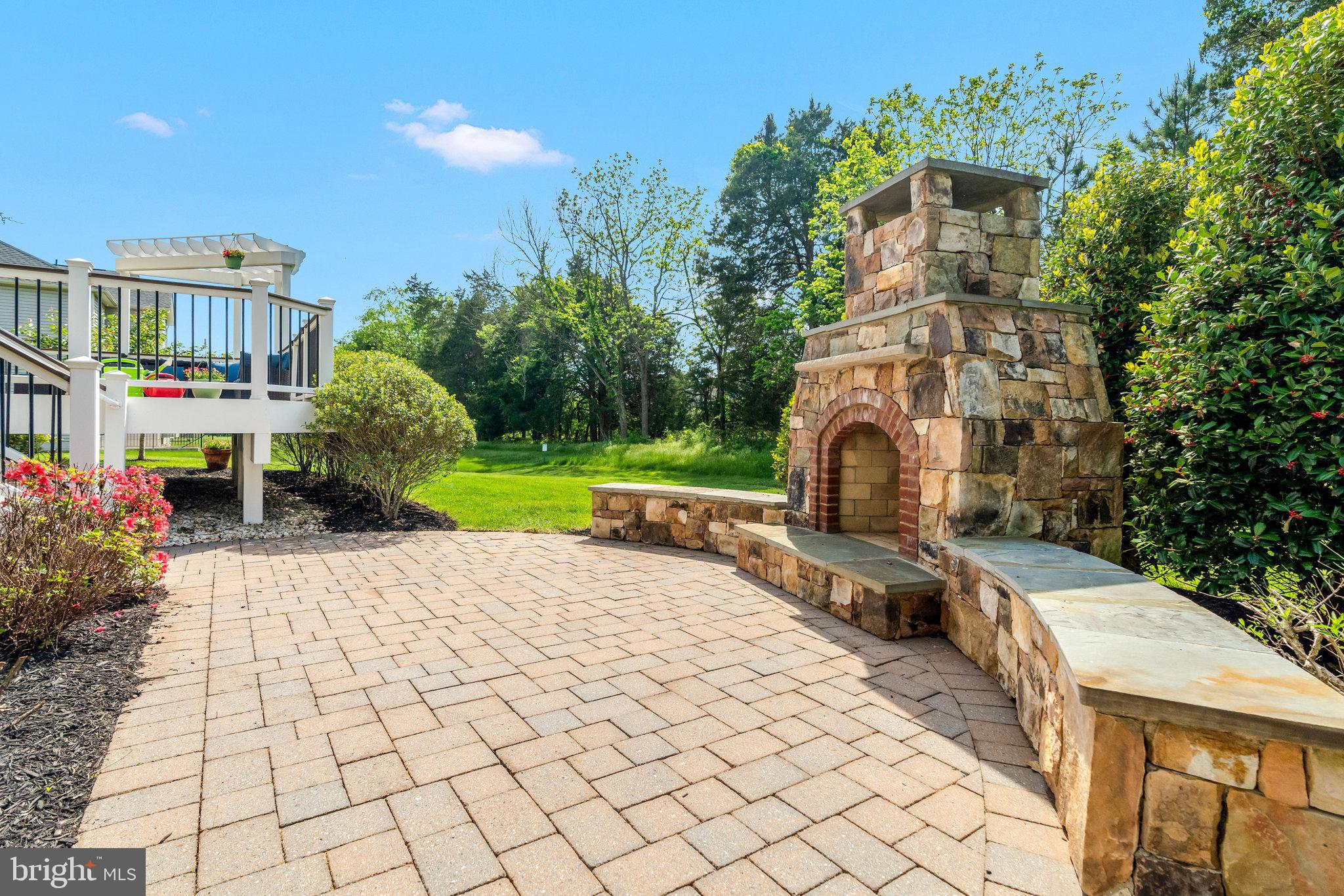 LENAH MILL - THE EXECUTIVES - Residential