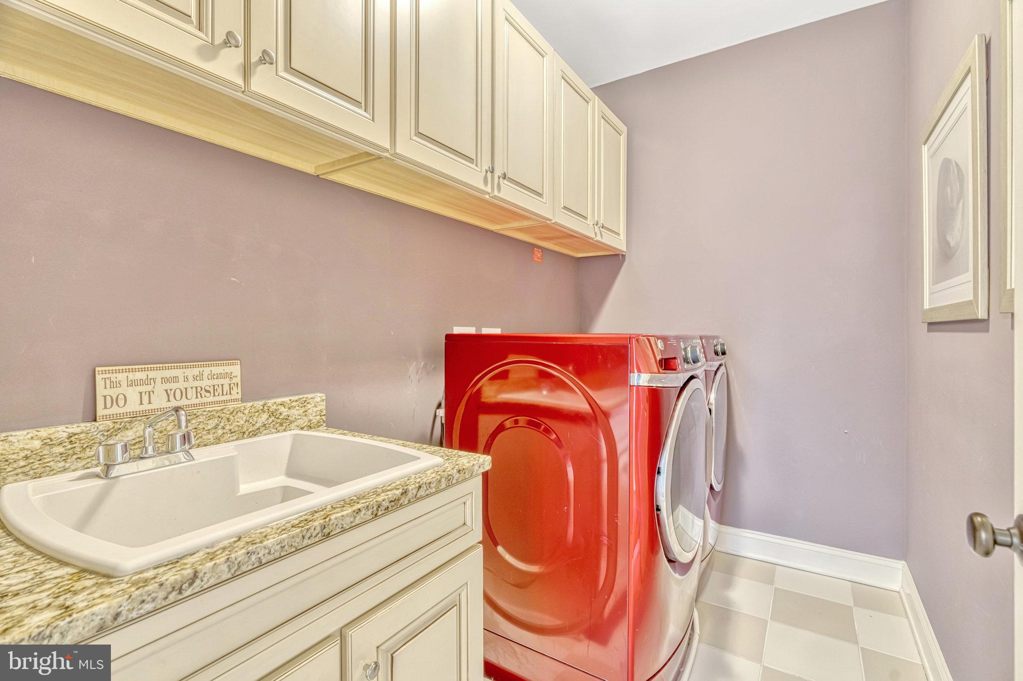 LENAH MILL - THE EXECUTIVES - Residential