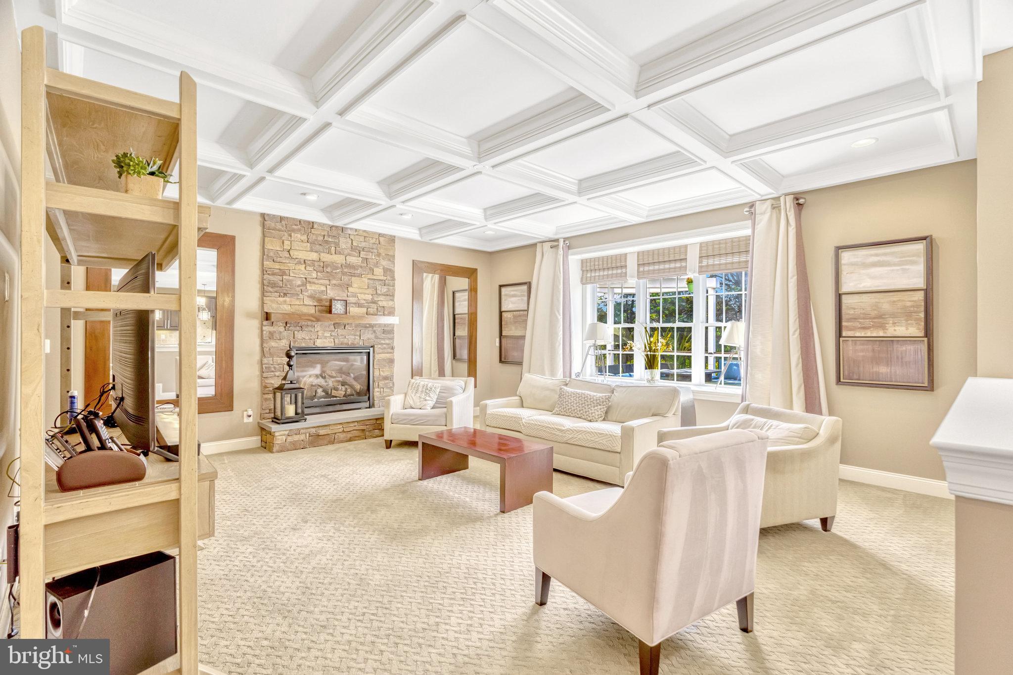 LENAH MILL - THE EXECUTIVES - Residential