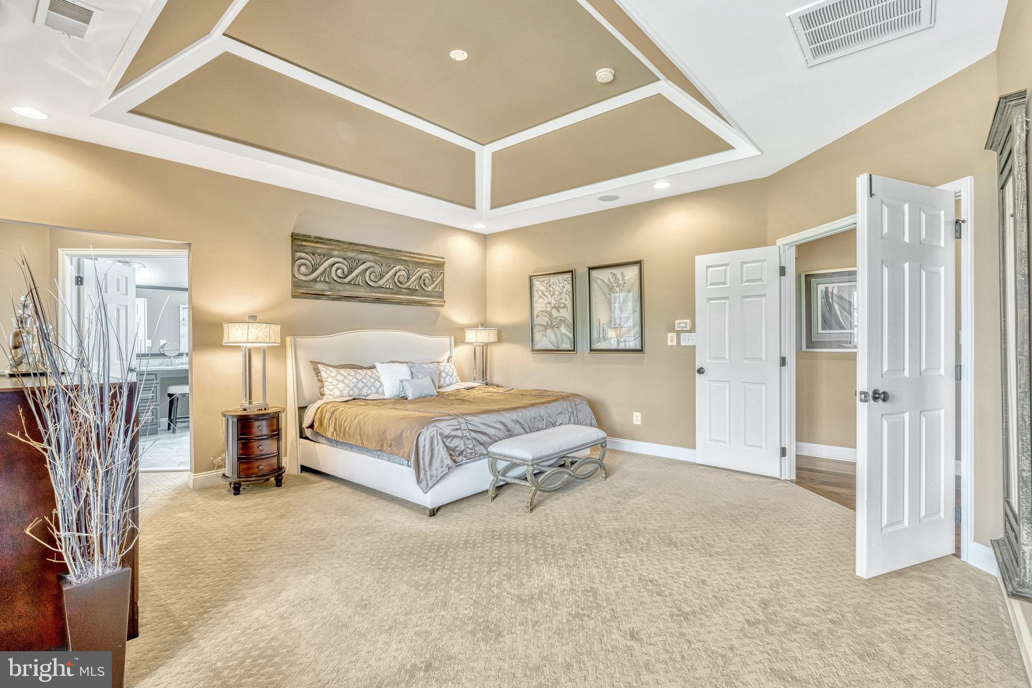 LENAH MILL - THE EXECUTIVES - Residential