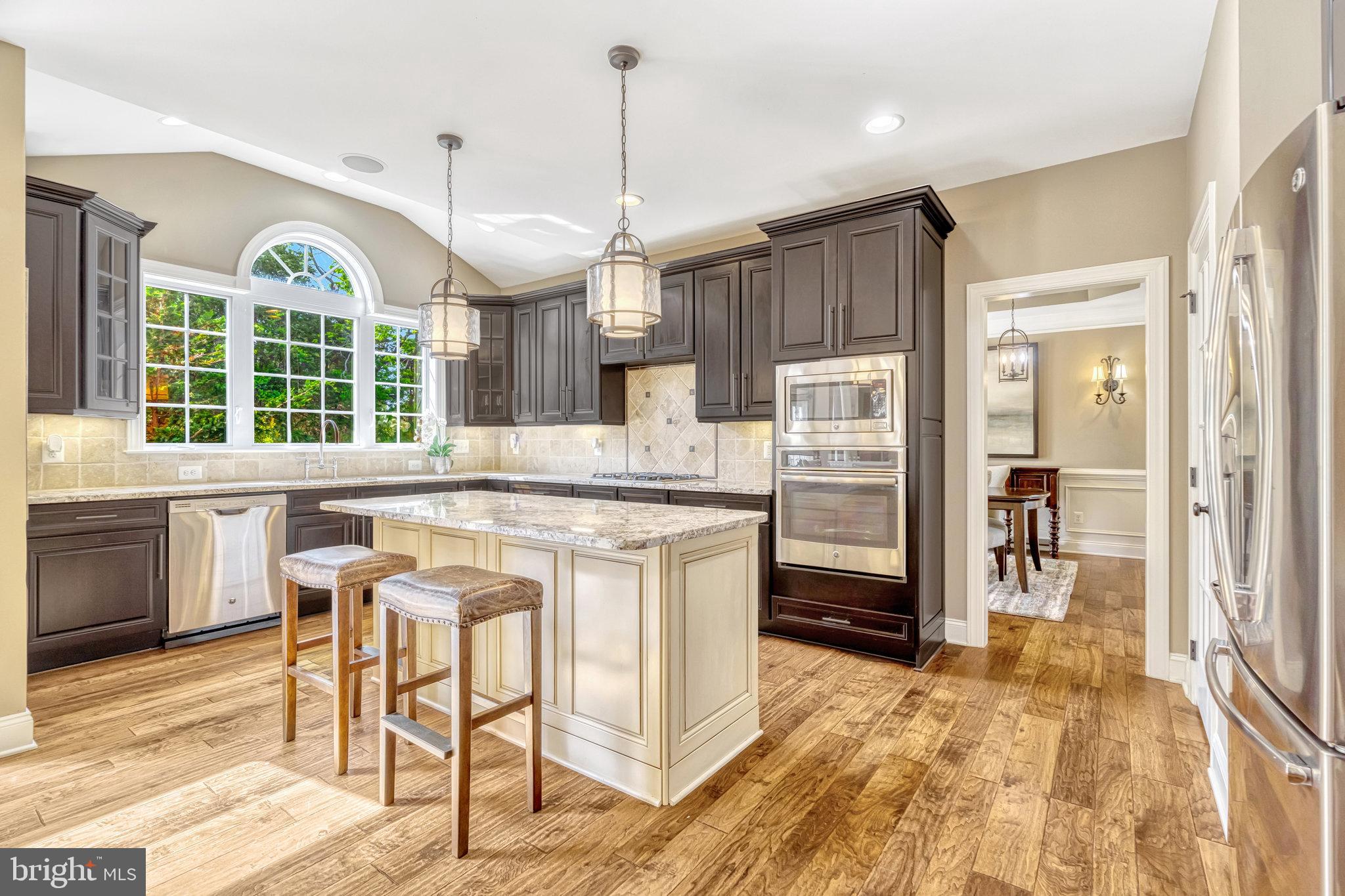 LENAH MILL - THE EXECUTIVES - Residential