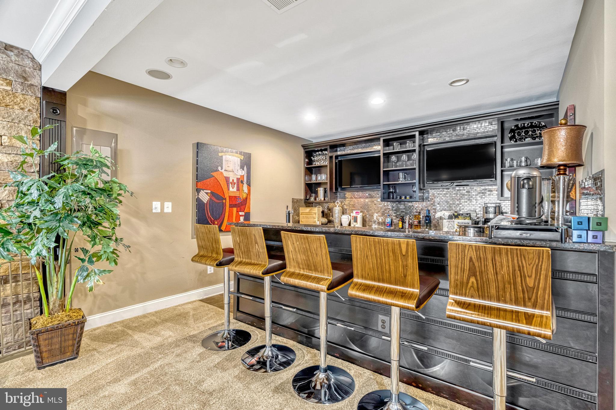 LENAH MILL - THE EXECUTIVES - Residential