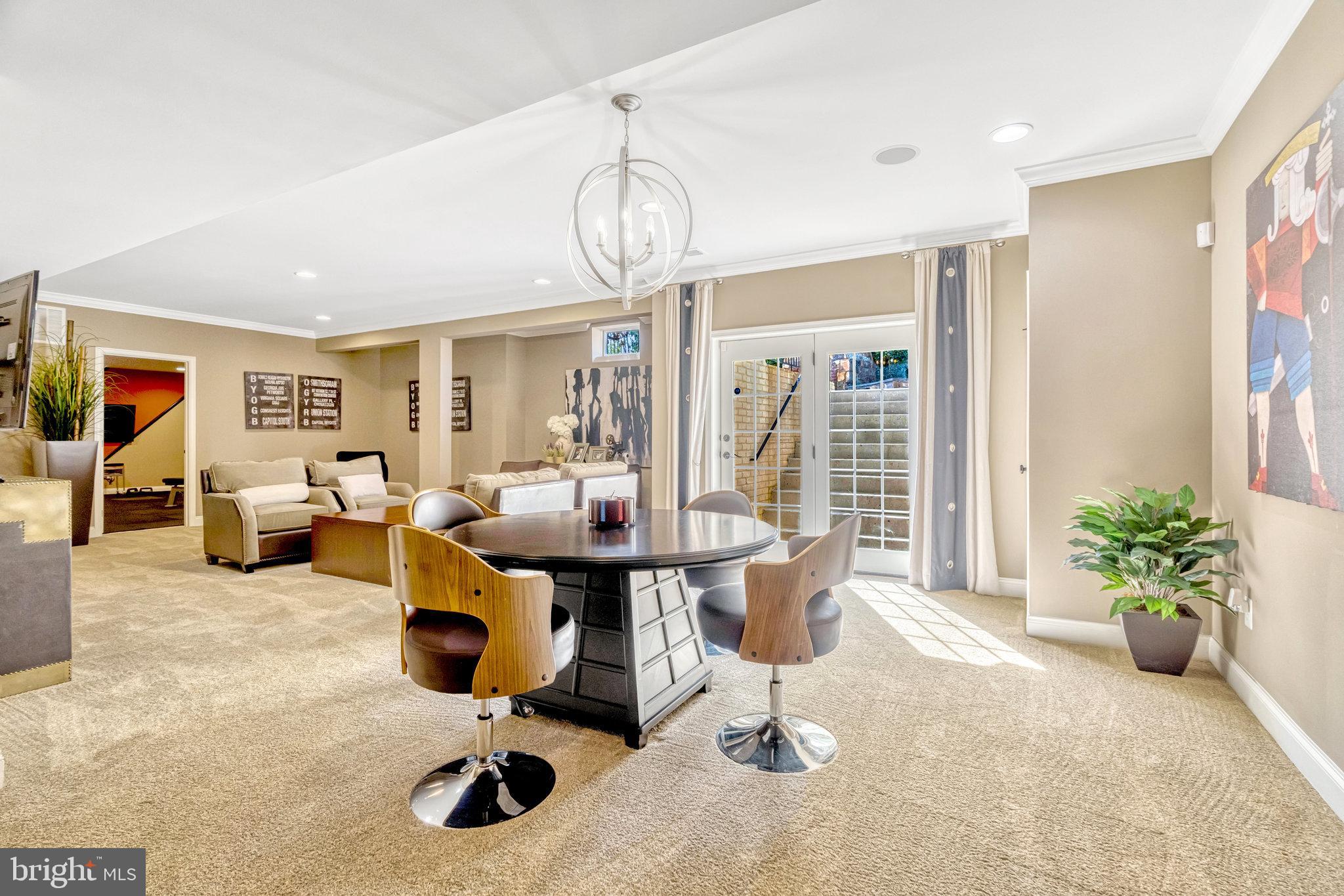 LENAH MILL - THE EXECUTIVES - Residential