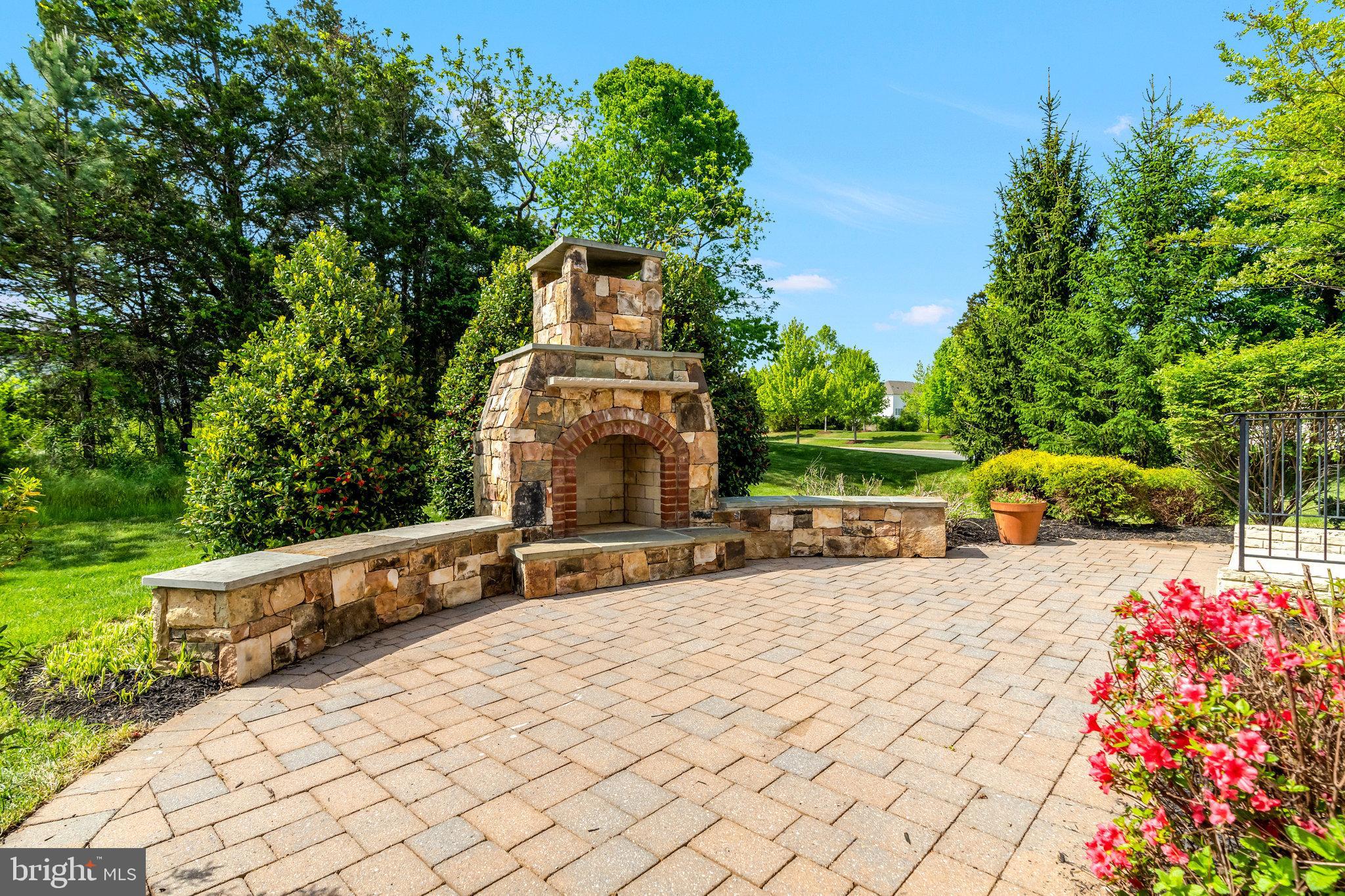 LENAH MILL - THE EXECUTIVES - Residential