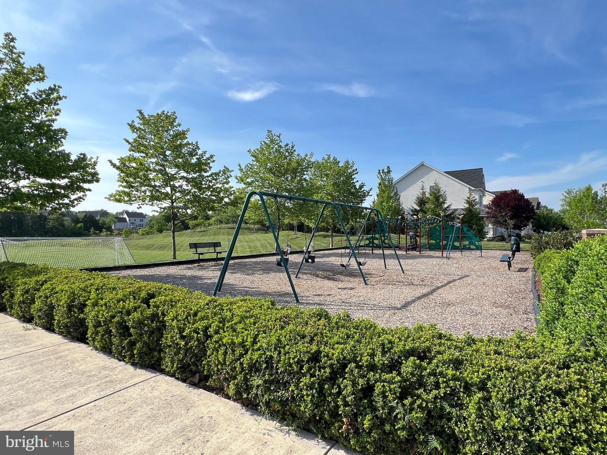 LENAH MILL - THE EXECUTIVES - Residential