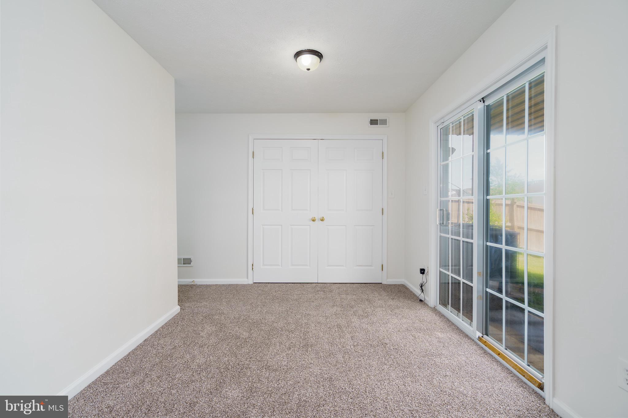 MILLS FARM - Residential