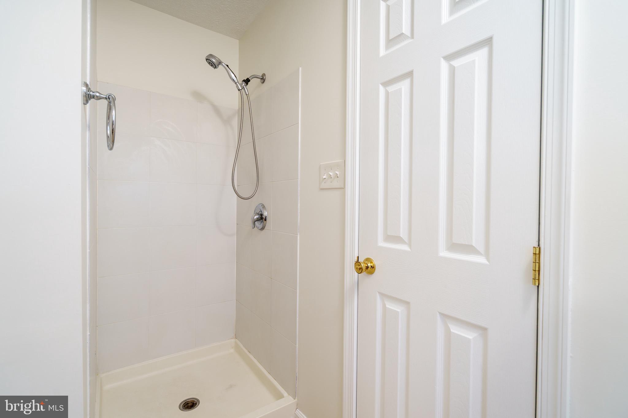 MILLS FARM - Residential