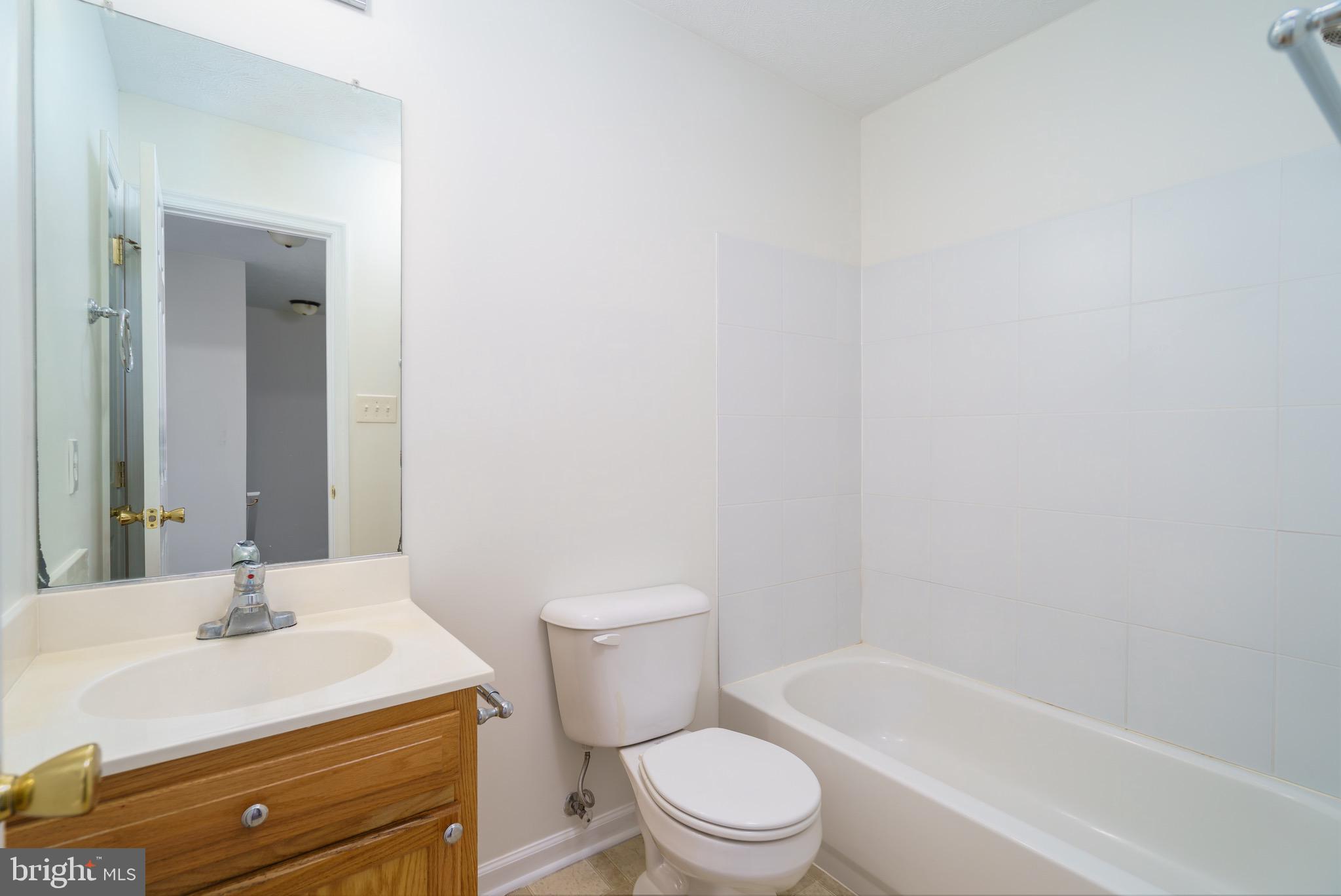 MILLS FARM - Residential