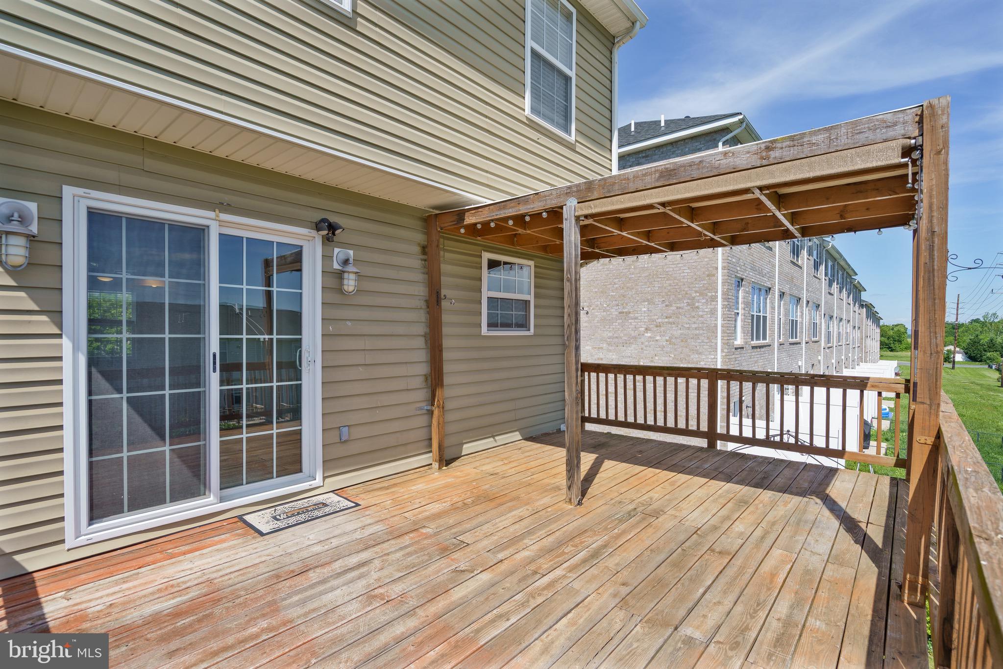 MILLS FARM - Residential