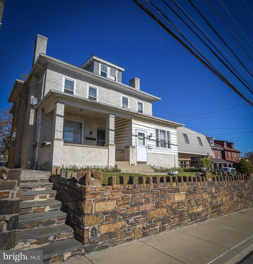 Photo of 1305 E Ridge Pike, PLYMOUTH MEETING, PA 19462 (MLS # PAMC2167776)