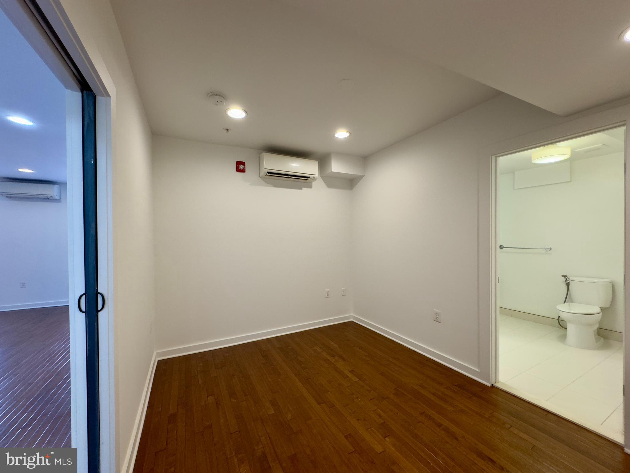 RIDGELY'S DELIGHT - Residential Lease