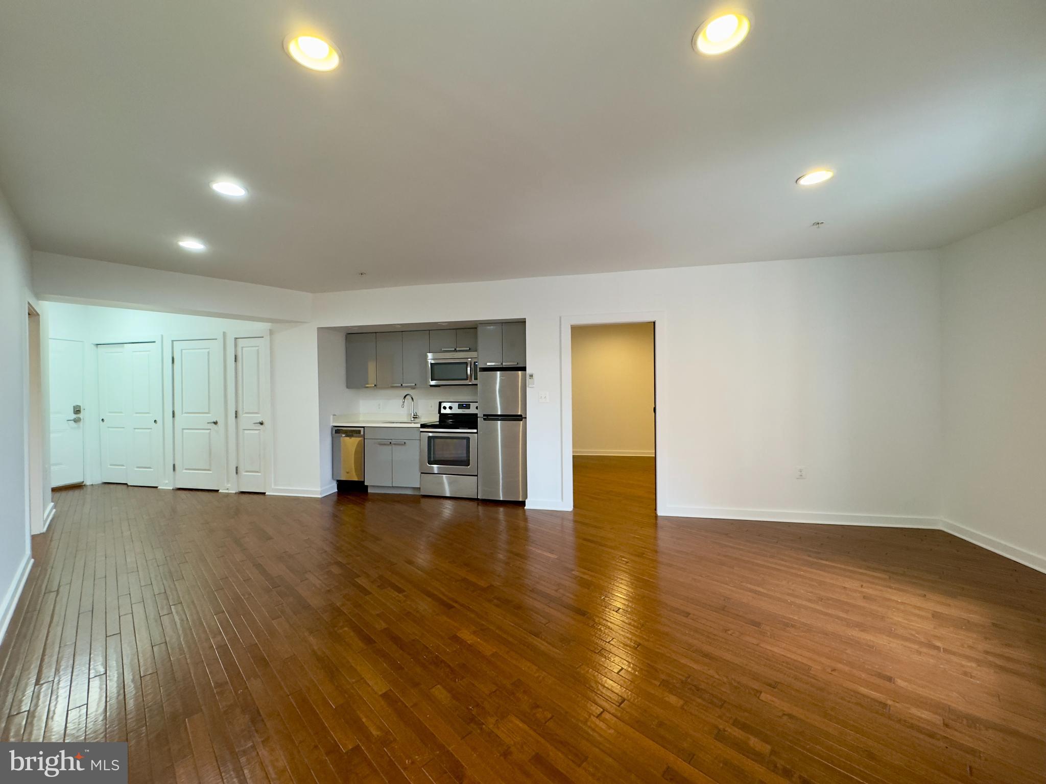 RIDGELY'S DELIGHT - Residential Lease