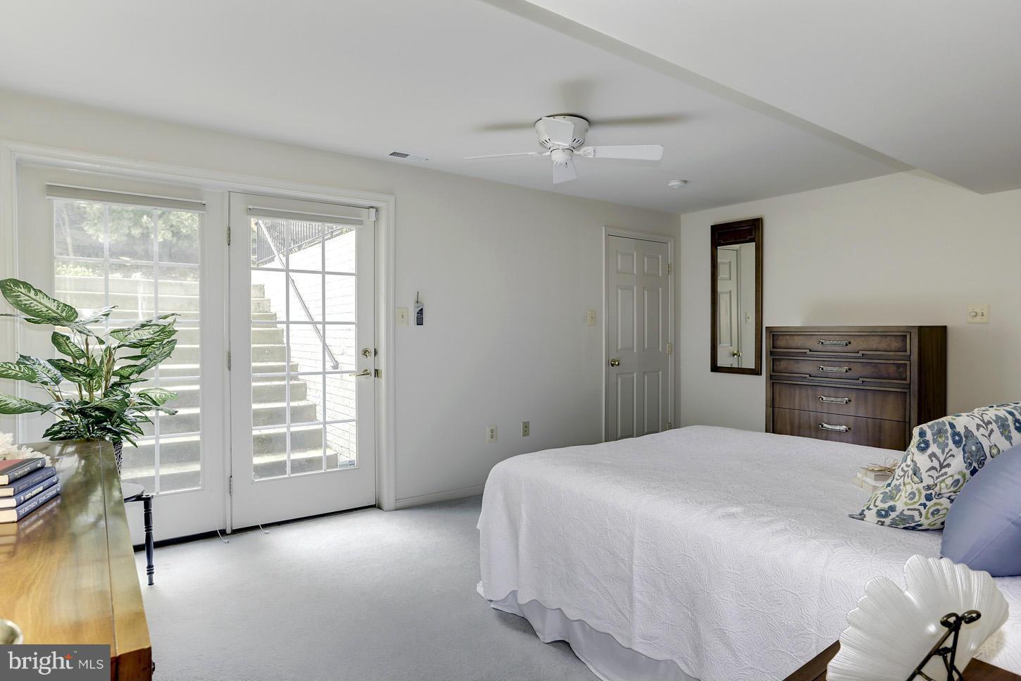 SHIPLEYS RETREAT - Residential