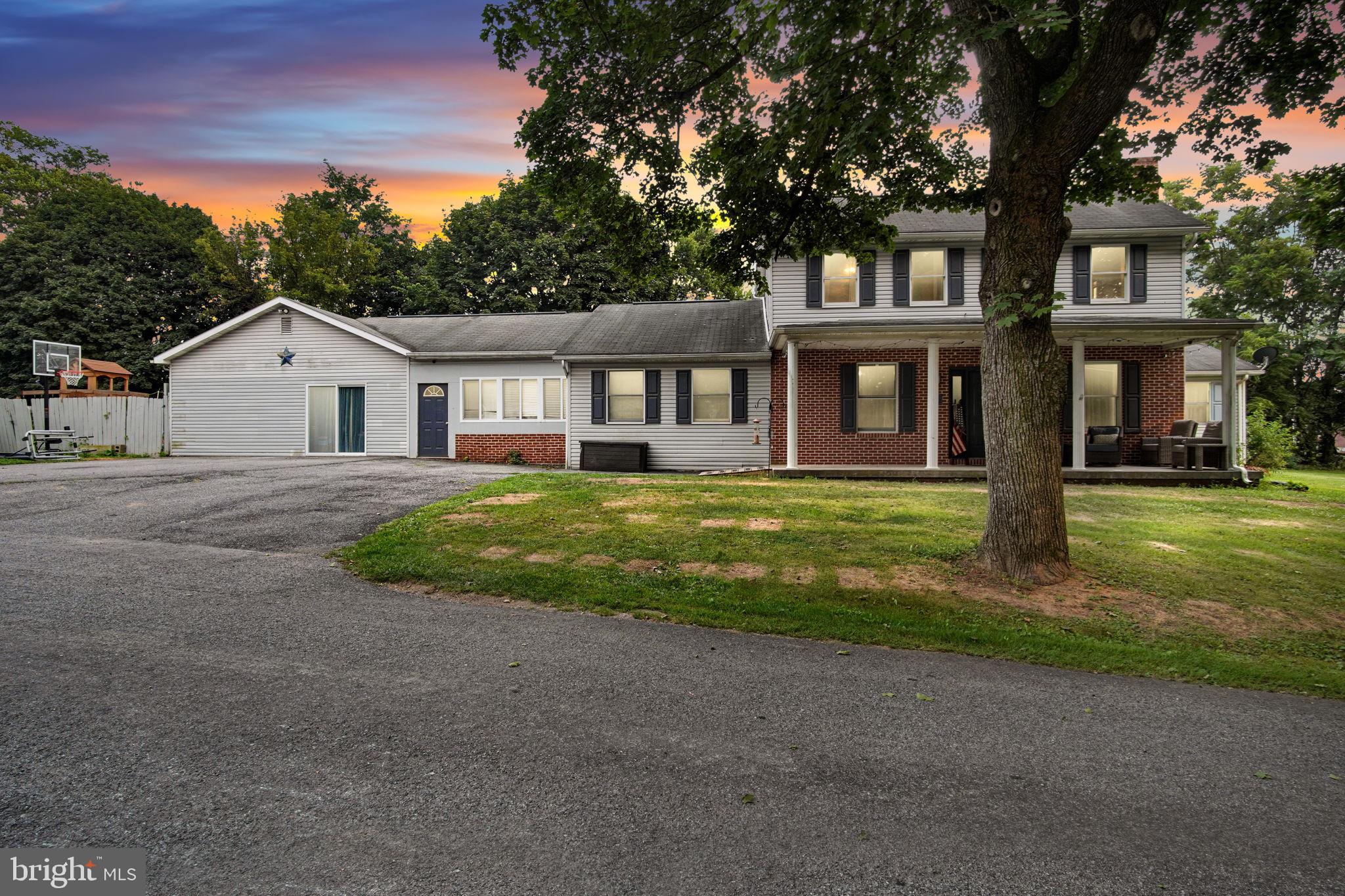 16 HILL ROAD