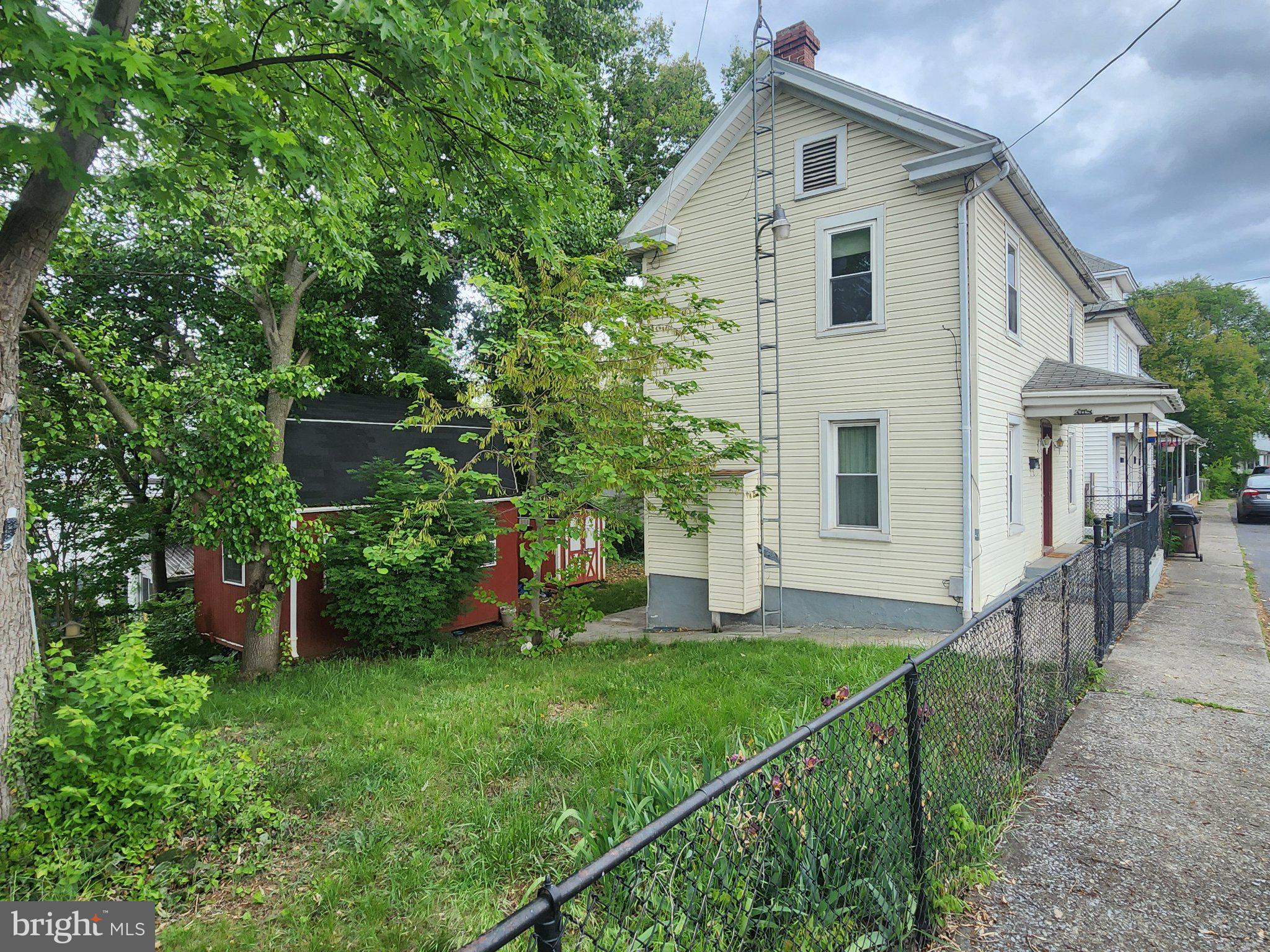 AUBURNDALE - Residential