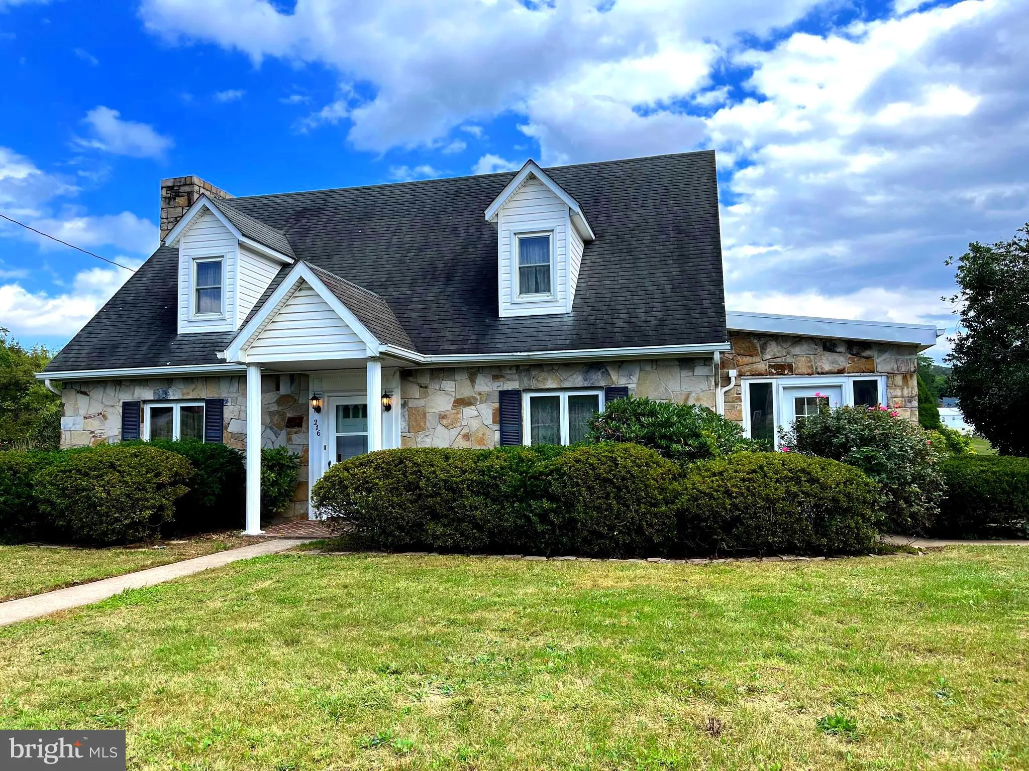 Hancock, Maryland 21750, United States, 3 Bedrooms Bedrooms, ,2 BathroomsBathrooms,Residential,Active,218297