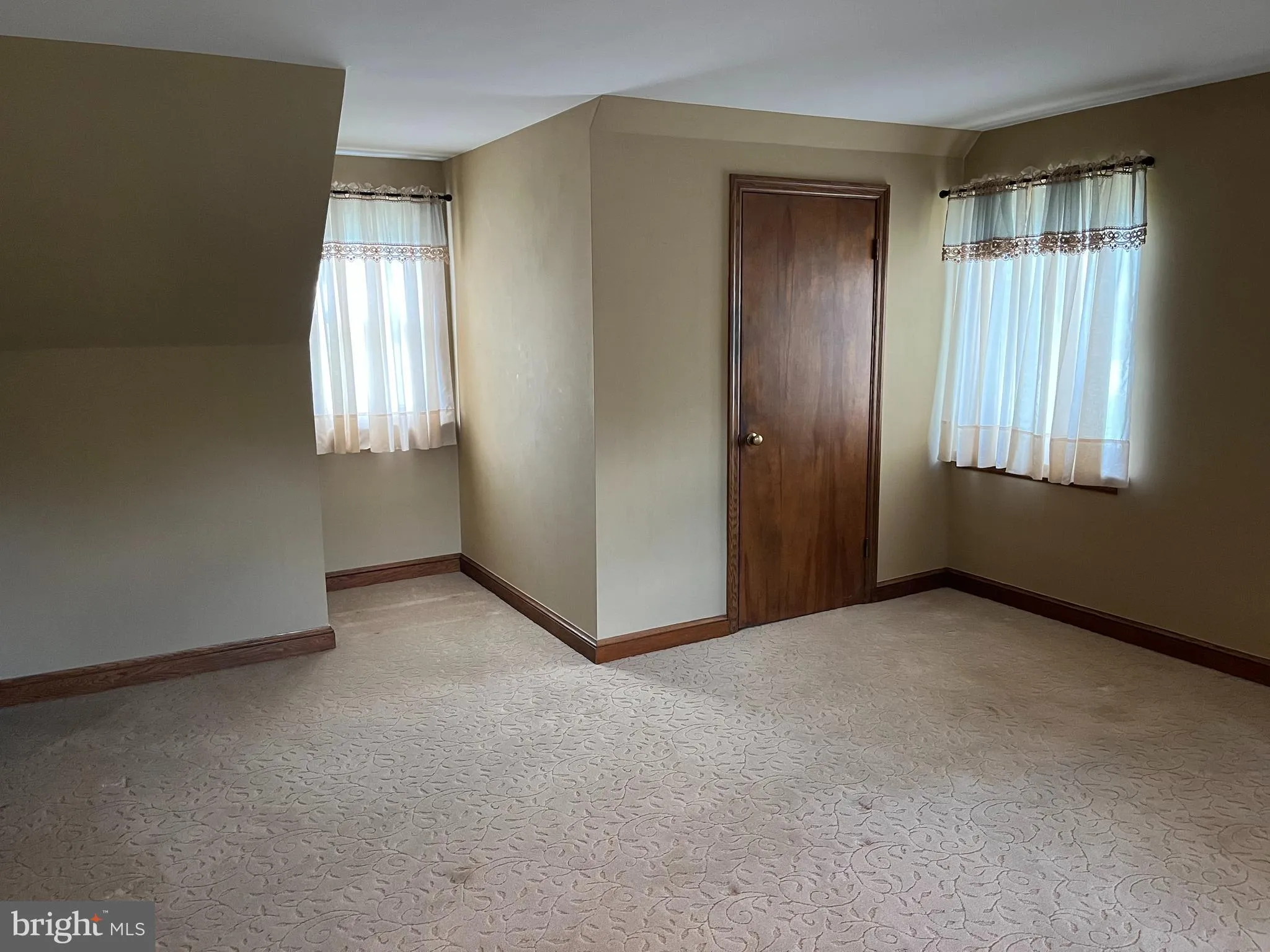 Hancock, Maryland 21750, United States, 3 Bedrooms Bedrooms, ,2 BathroomsBathrooms,Residential,Active,218297