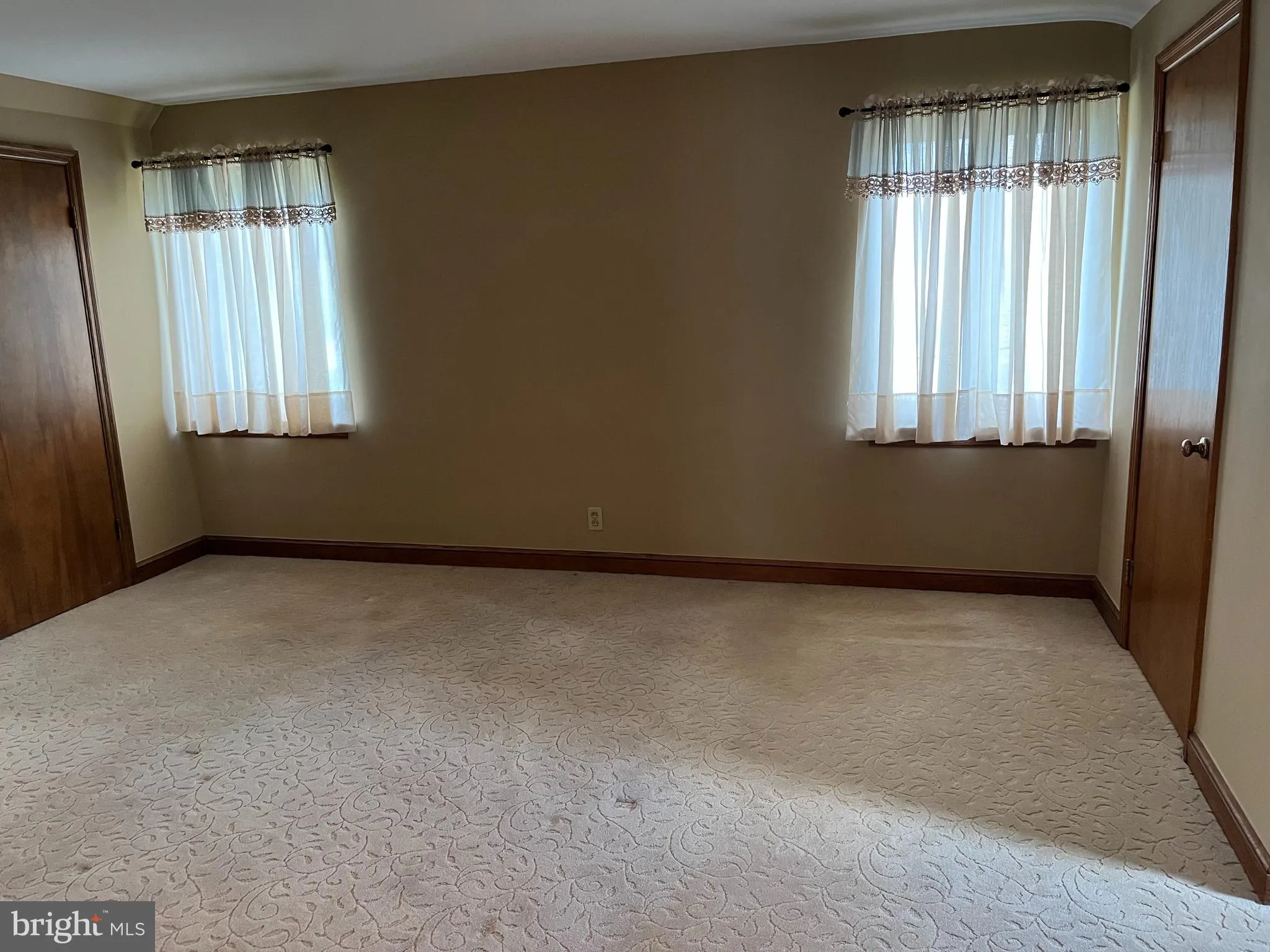 Hancock, Maryland 21750, United States, 3 Bedrooms Bedrooms, ,2 BathroomsBathrooms,Residential,Active,218297