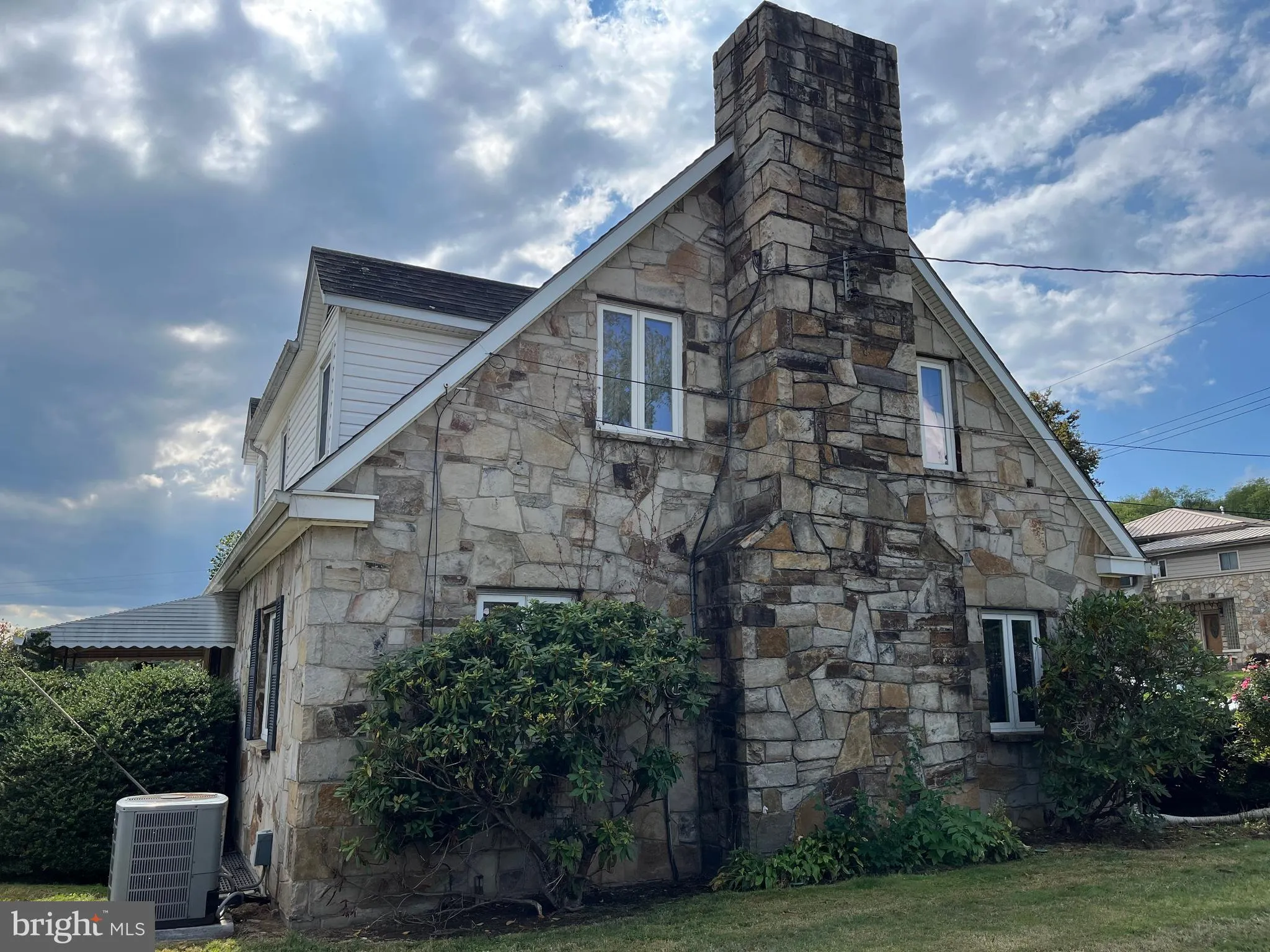 Hancock, Maryland 21750, United States, 3 Bedrooms Bedrooms, ,2 BathroomsBathrooms,Residential,Active,218297