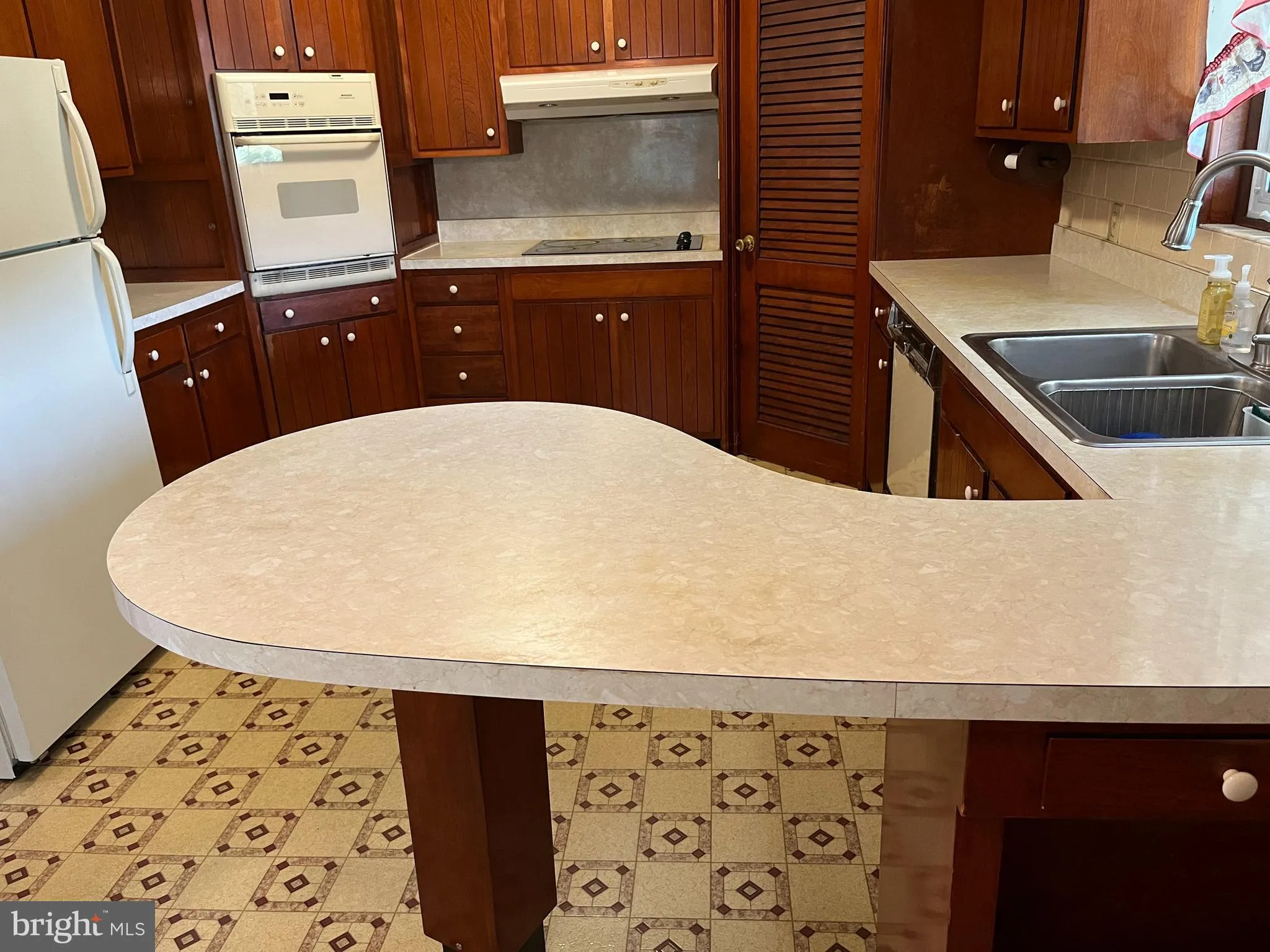 Hancock, Maryland 21750, United States, 3 Bedrooms Bedrooms, ,2 BathroomsBathrooms,Residential,Active,218297