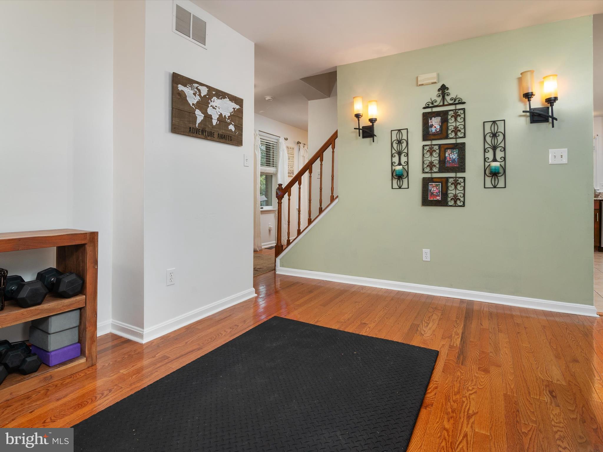 MANHATTAN BEACH - Residential