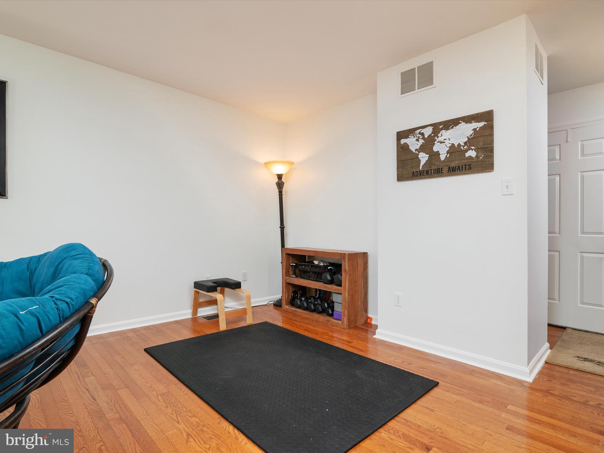 MANHATTAN BEACH - Residential