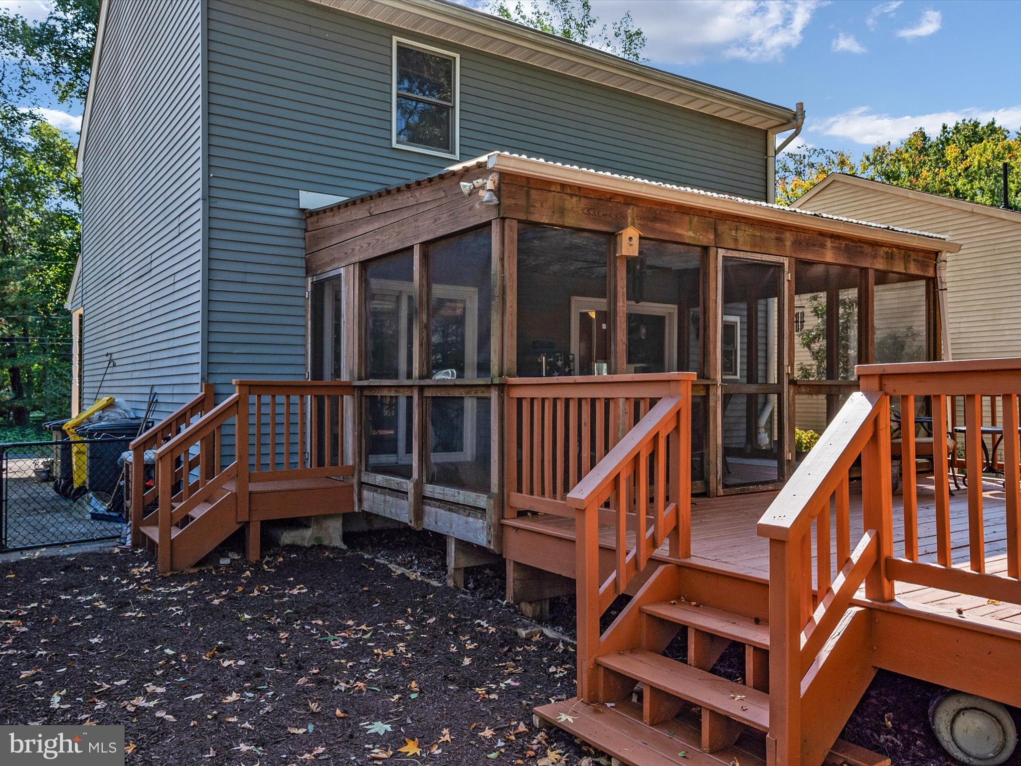 MANHATTAN BEACH - Residential