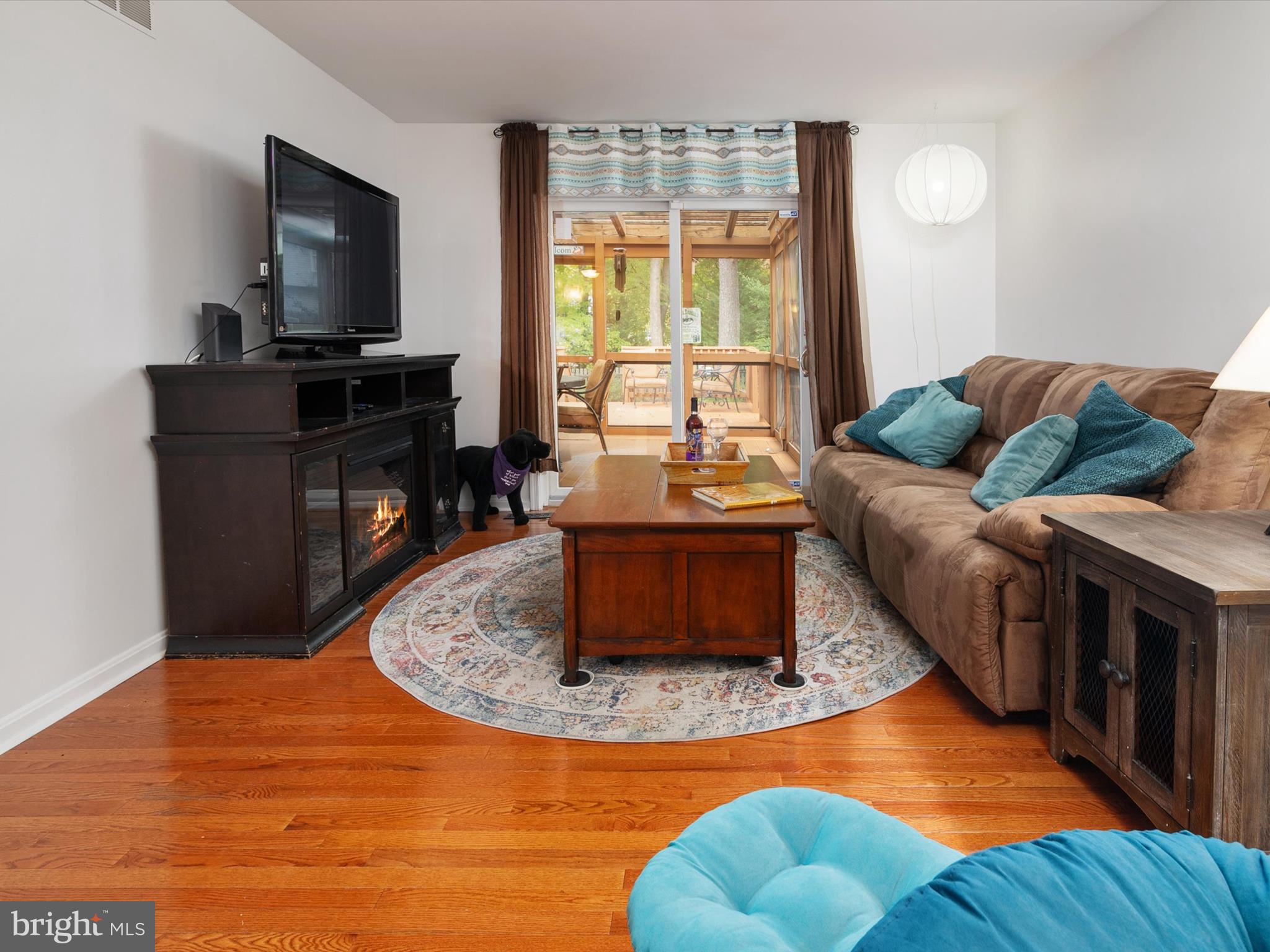 MANHATTAN BEACH - Residential