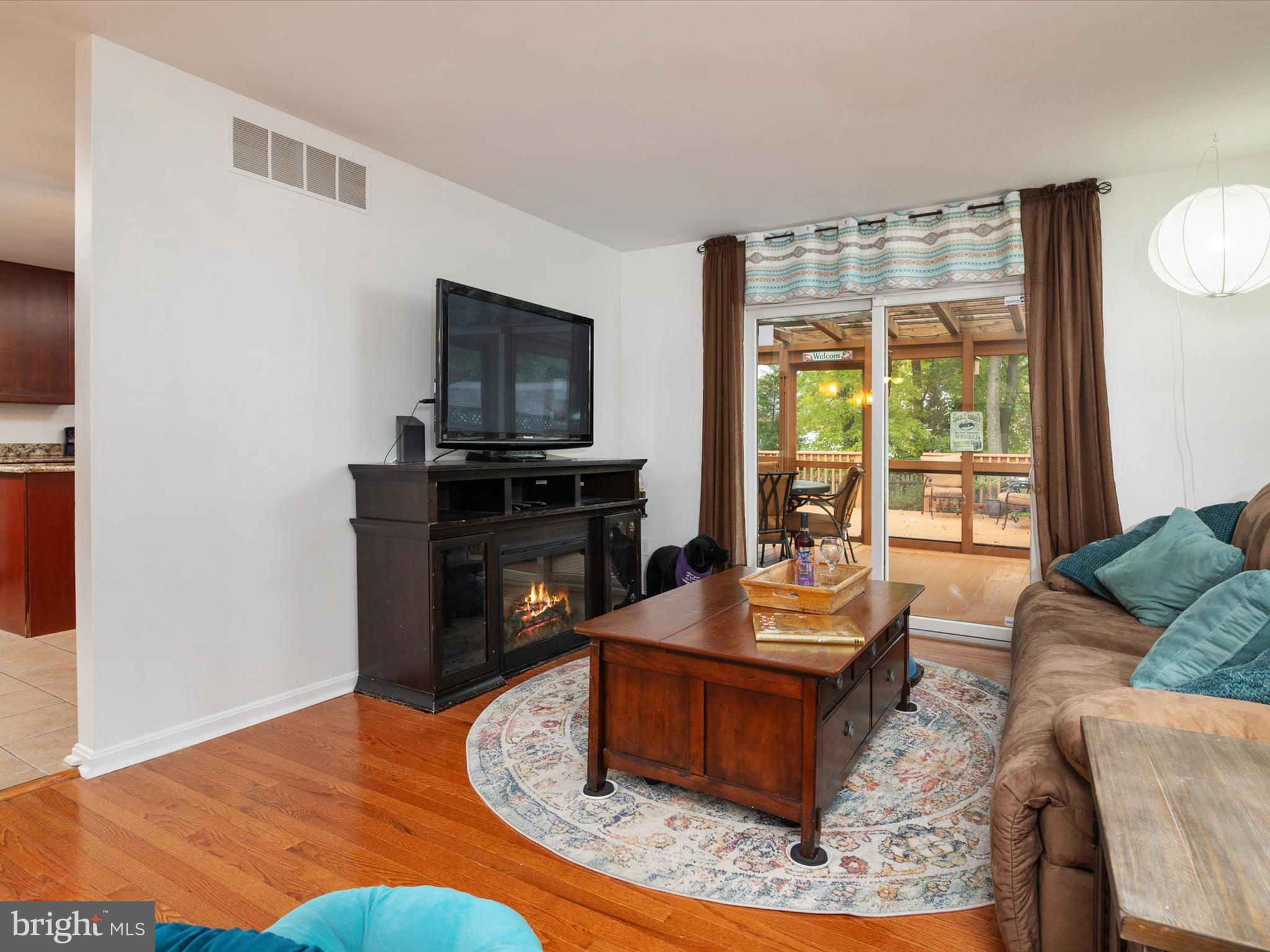 MANHATTAN BEACH - Residential